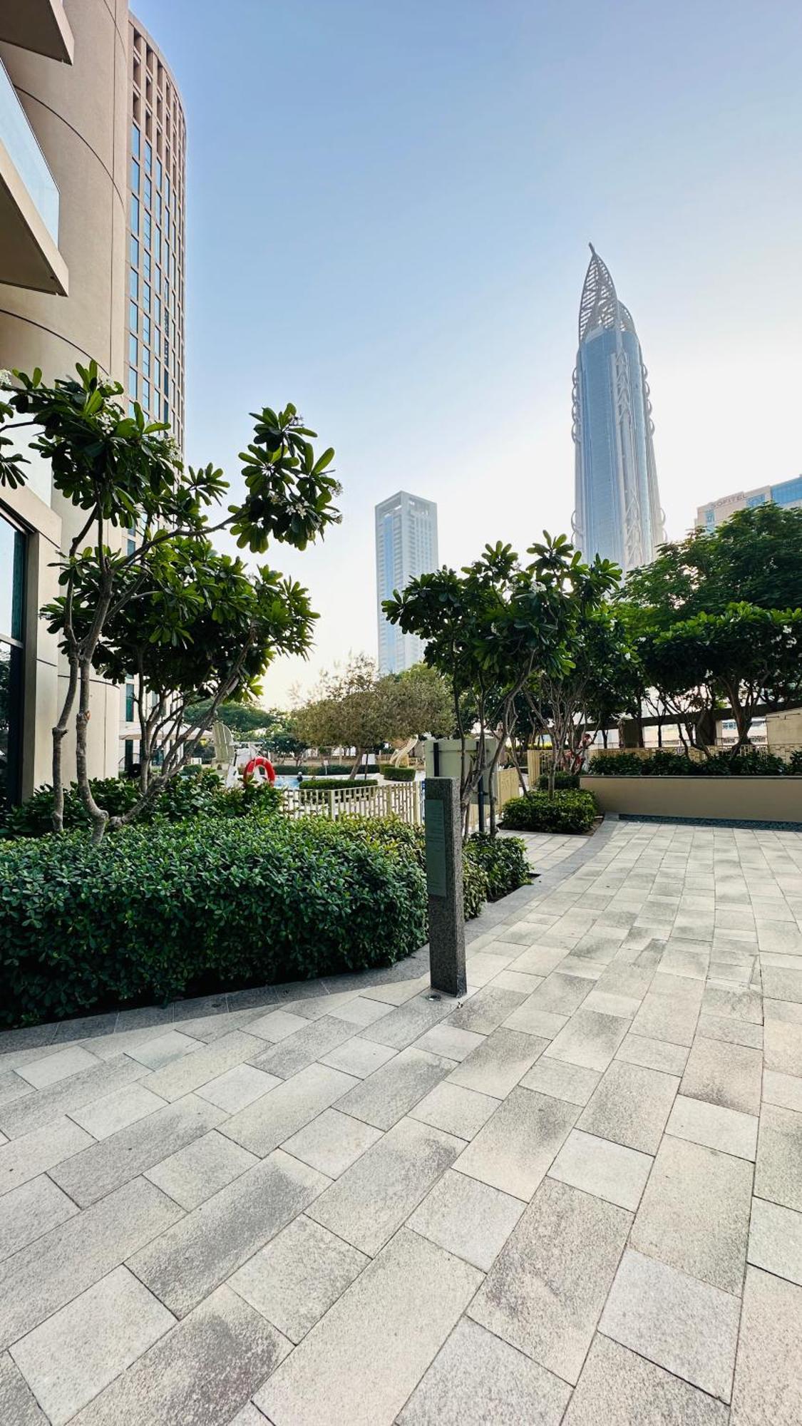 Mall Direct Connection - Burj Vista Lägenhet *