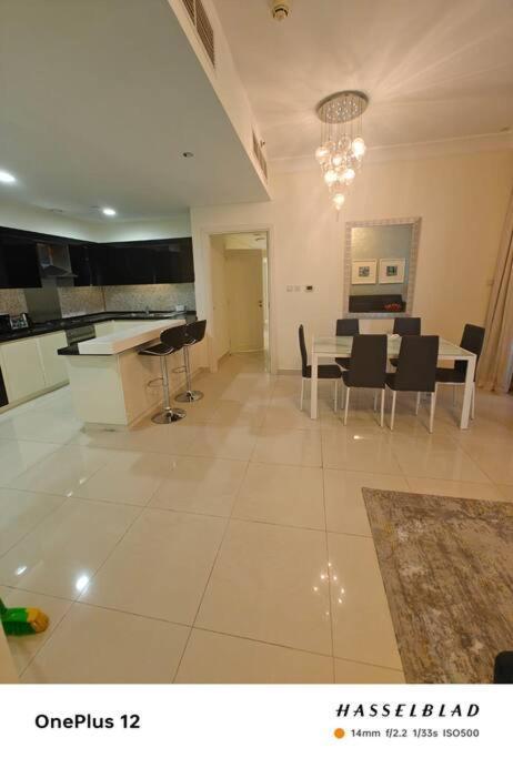 Luxurious 500 Meters Next To Mall Apartamento *
