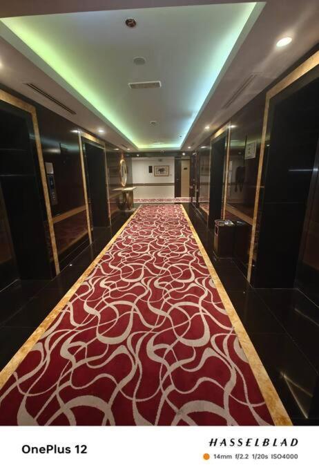Luxurious 500 Meters Next To Mall Apartamento Dubái