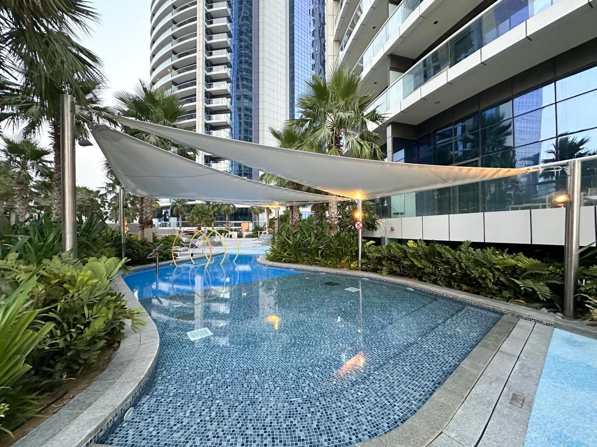 Appartement Luxurious 2bdr In Paramount Towers With Stunning Burj Khalifa Views *