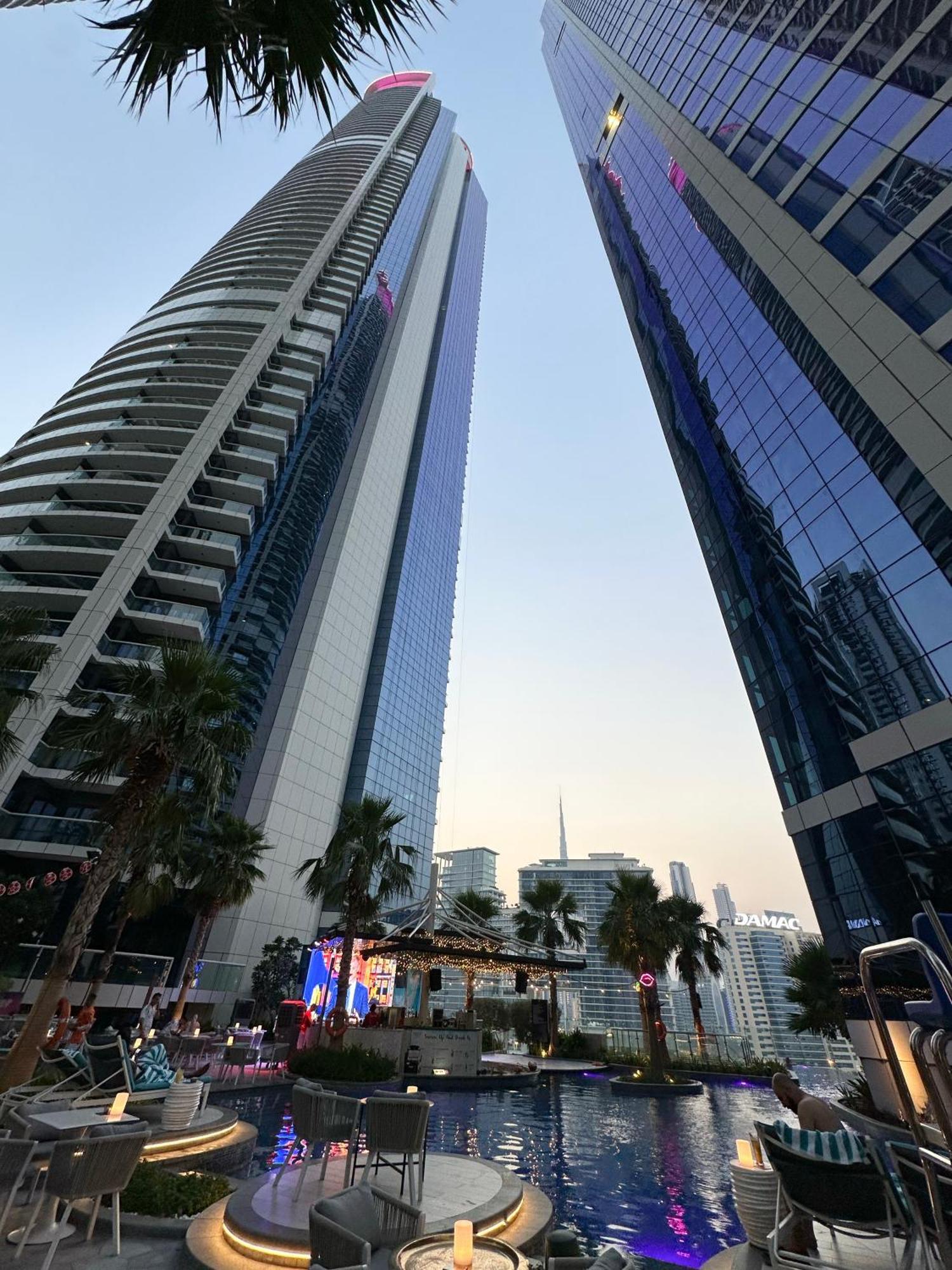 Appartement Luxurious 2bdr In Paramount Towers With Stunning Burj Khalifa Views Dubaï