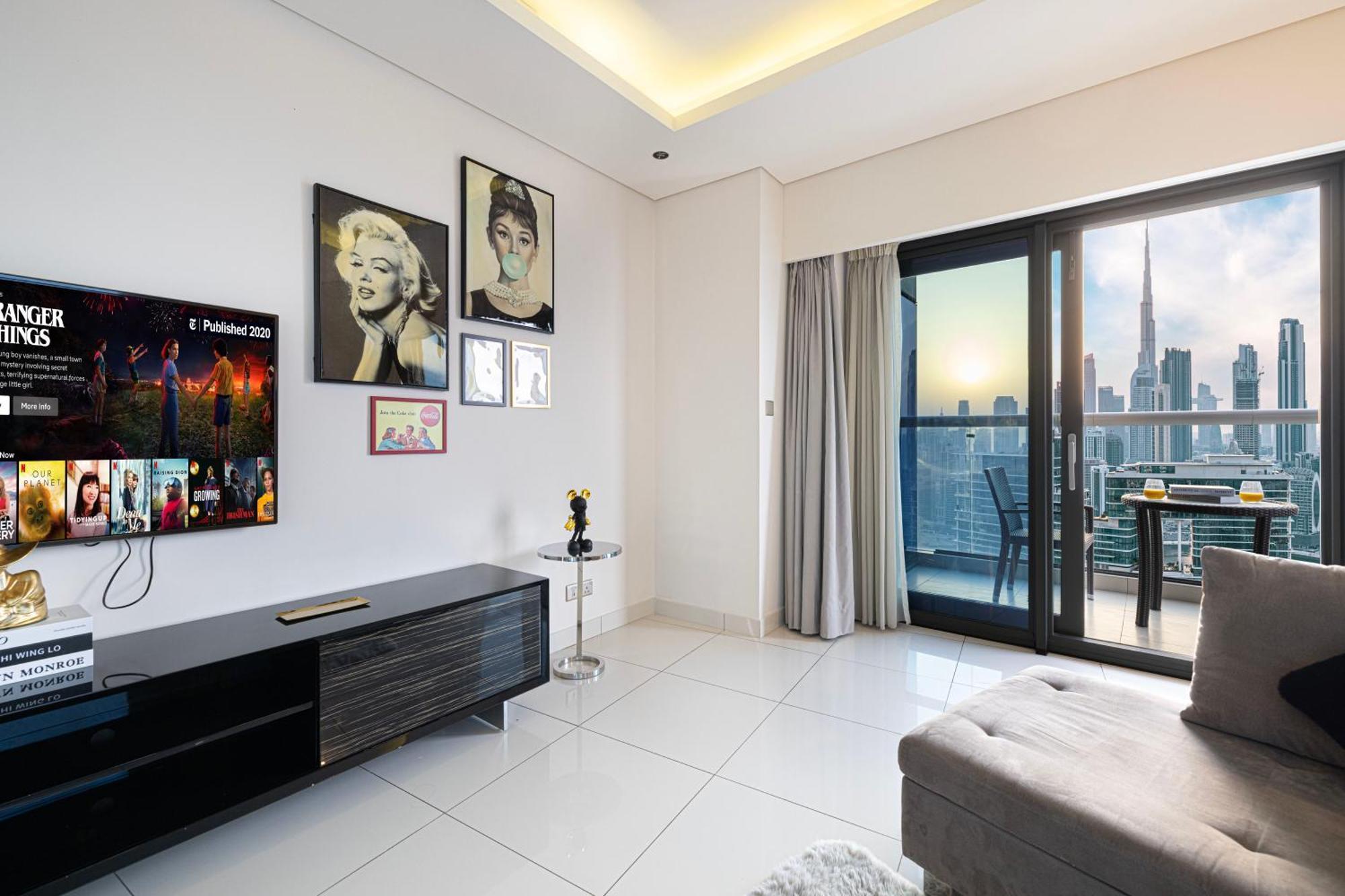 Luxurious 2bdr In Paramount Towers With Stunning Burj Khalifa Views * Dubaï
