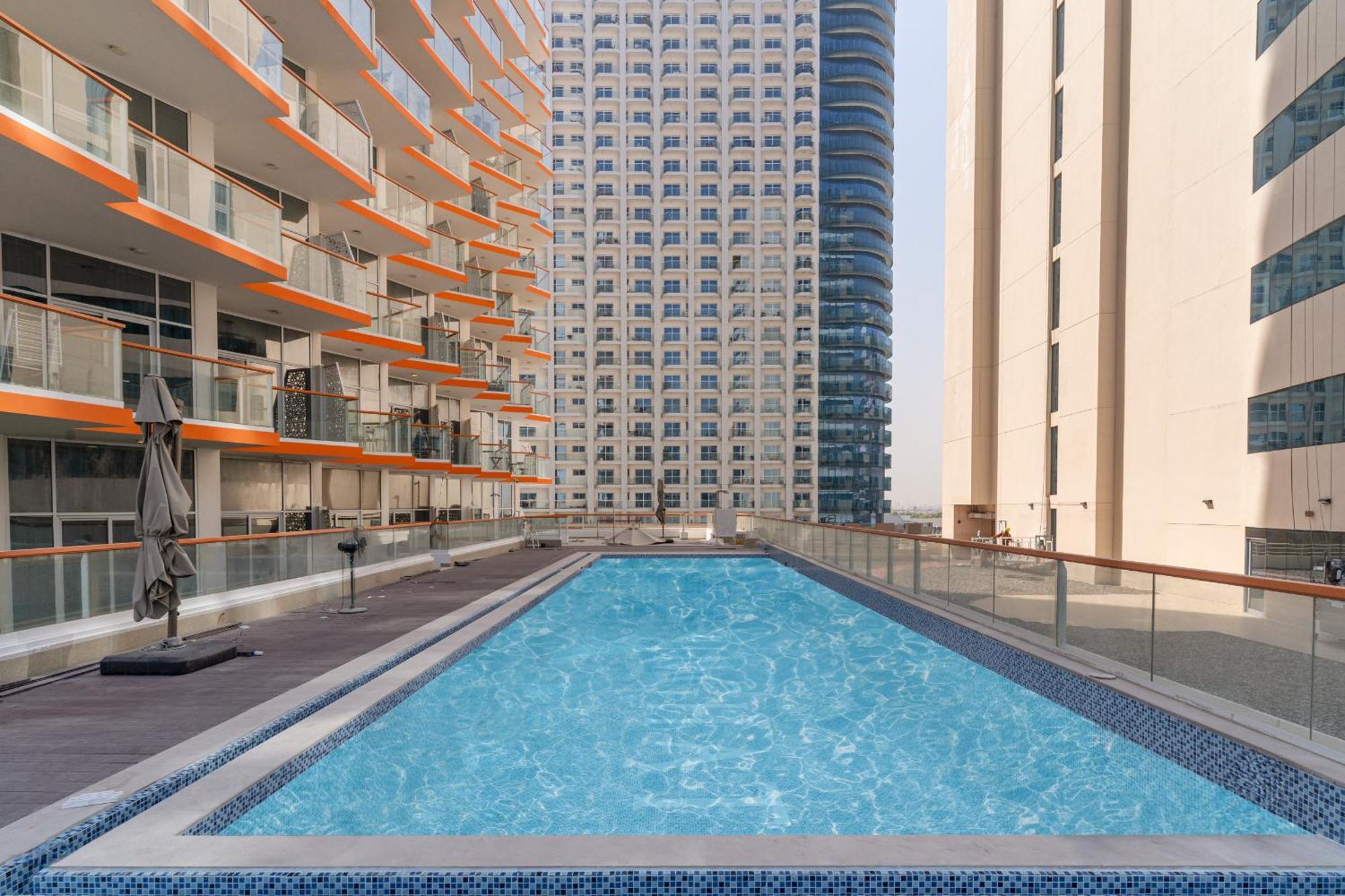 Millennium Binghatti - With Burj Khalifa View - Allsopp & Allsopp * Dubaï