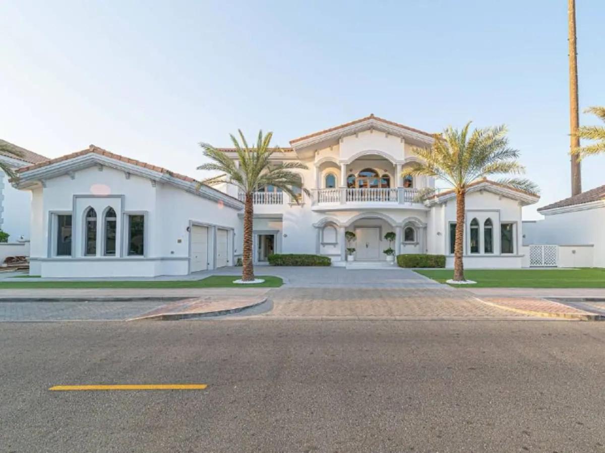 Modernized 6 Bedroom