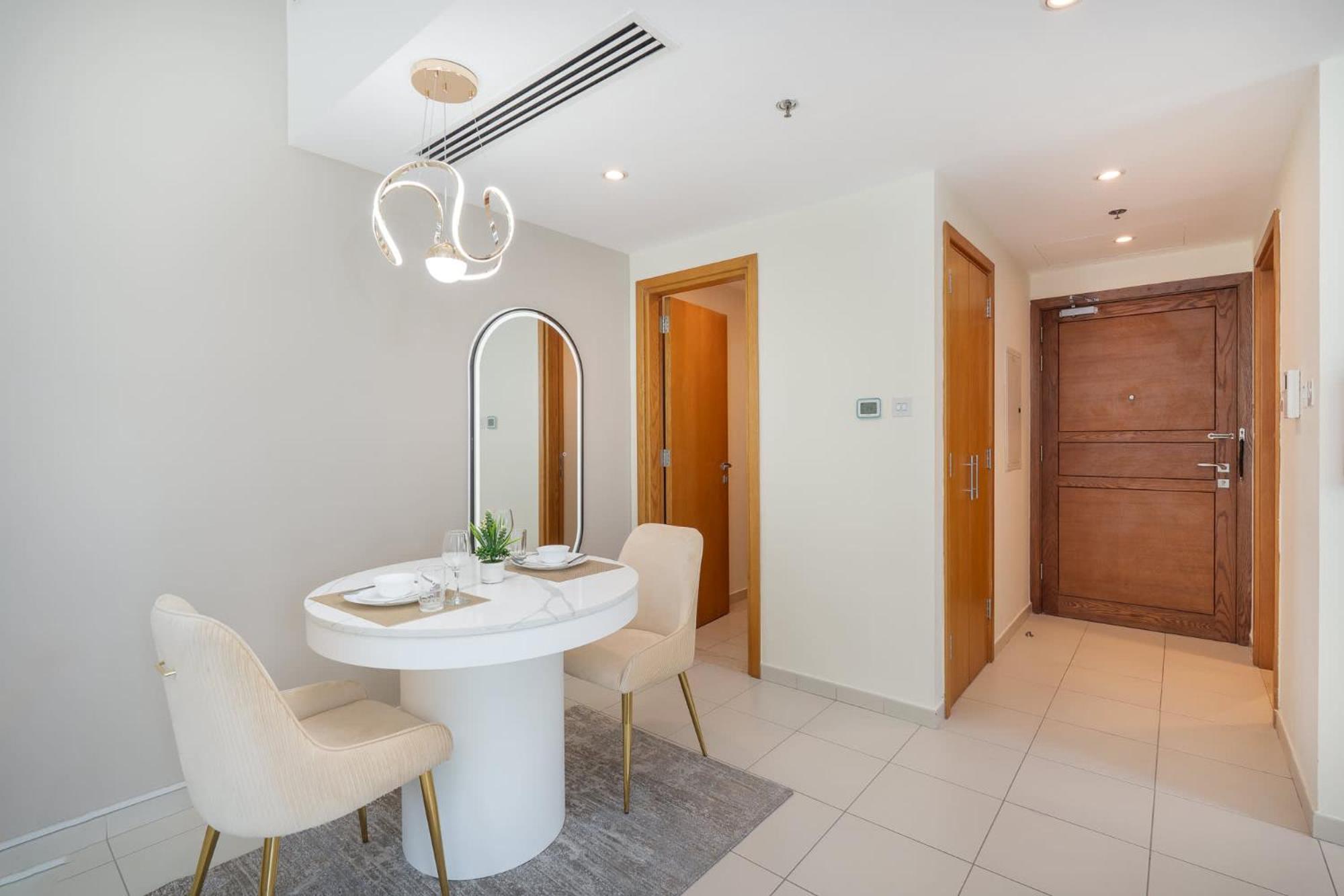 Glorious With Easy Access In Bay Square 9, Business Bay * Dubai