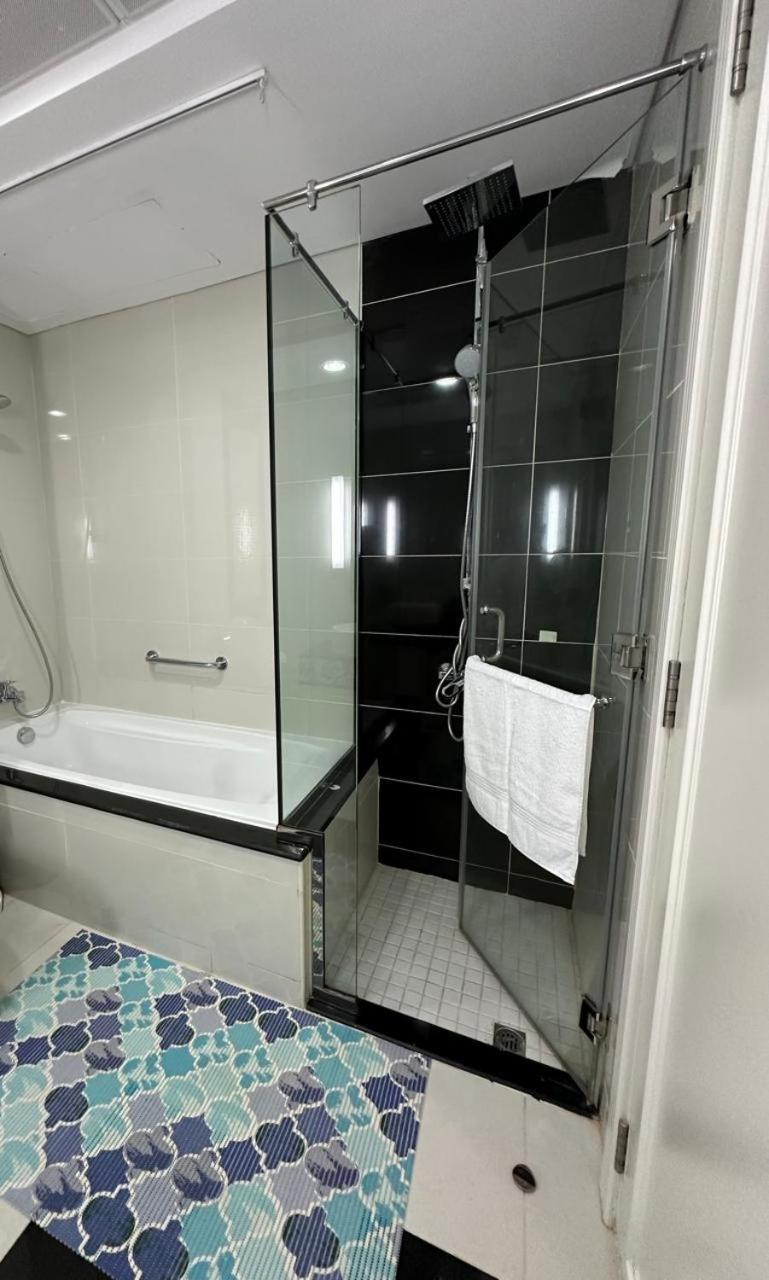 Luxury 1br With Burj Khalifa View In A 5 Star Facilities - 5 Min Walk To Mall Apartamento Dubái
