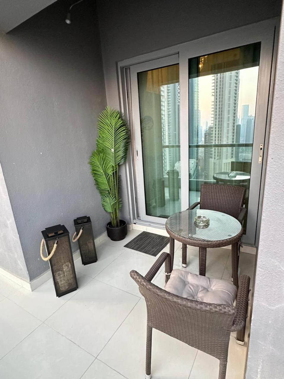Luxury 1br With Burj Khalifa View In A 5 Star Facilities - 5 Min Walk To Mall * Dubái