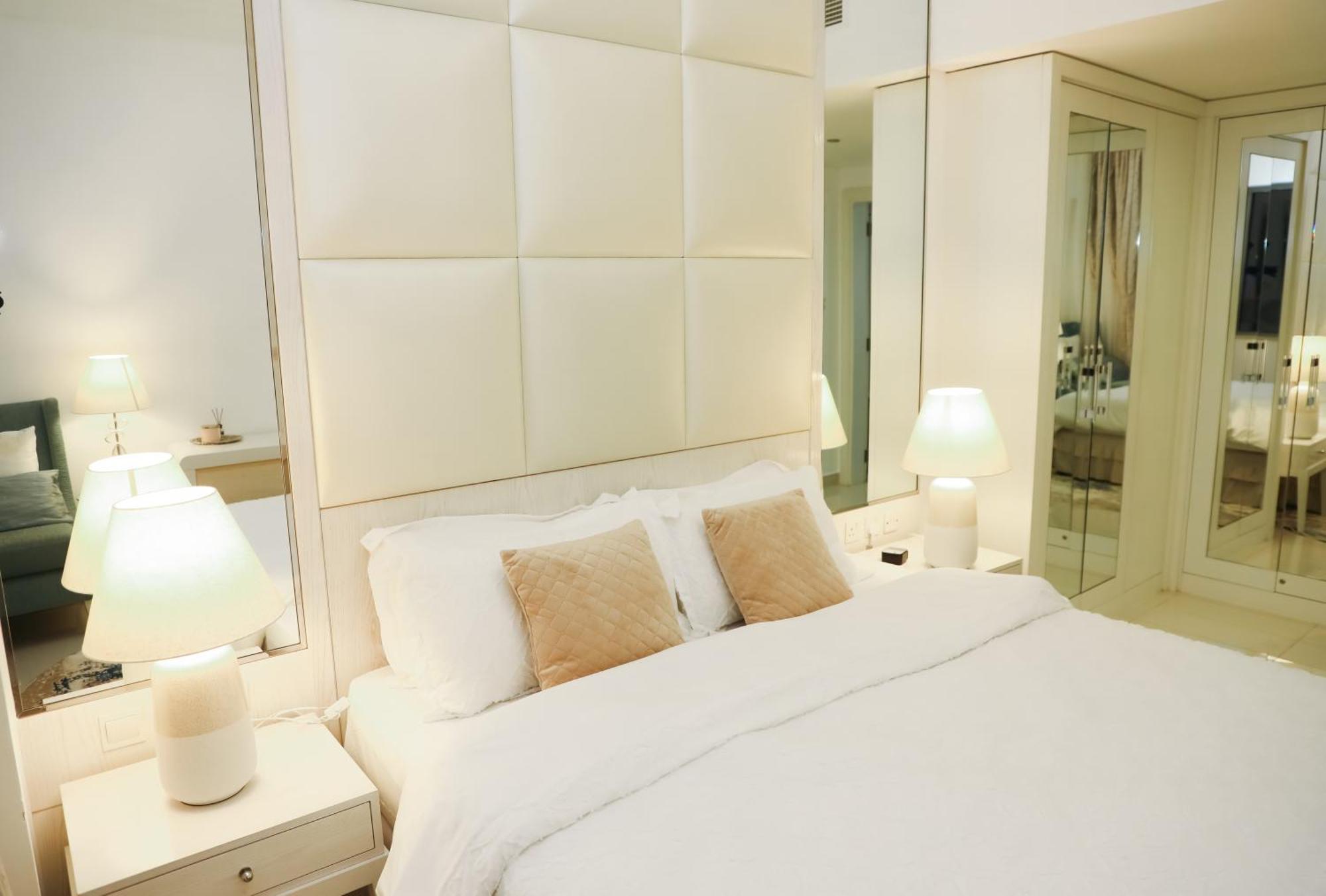Apartamento Luxury 1br With Burj Khalifa View In A 5 Star Facilities - 5 Min Walk To Mall Dubái