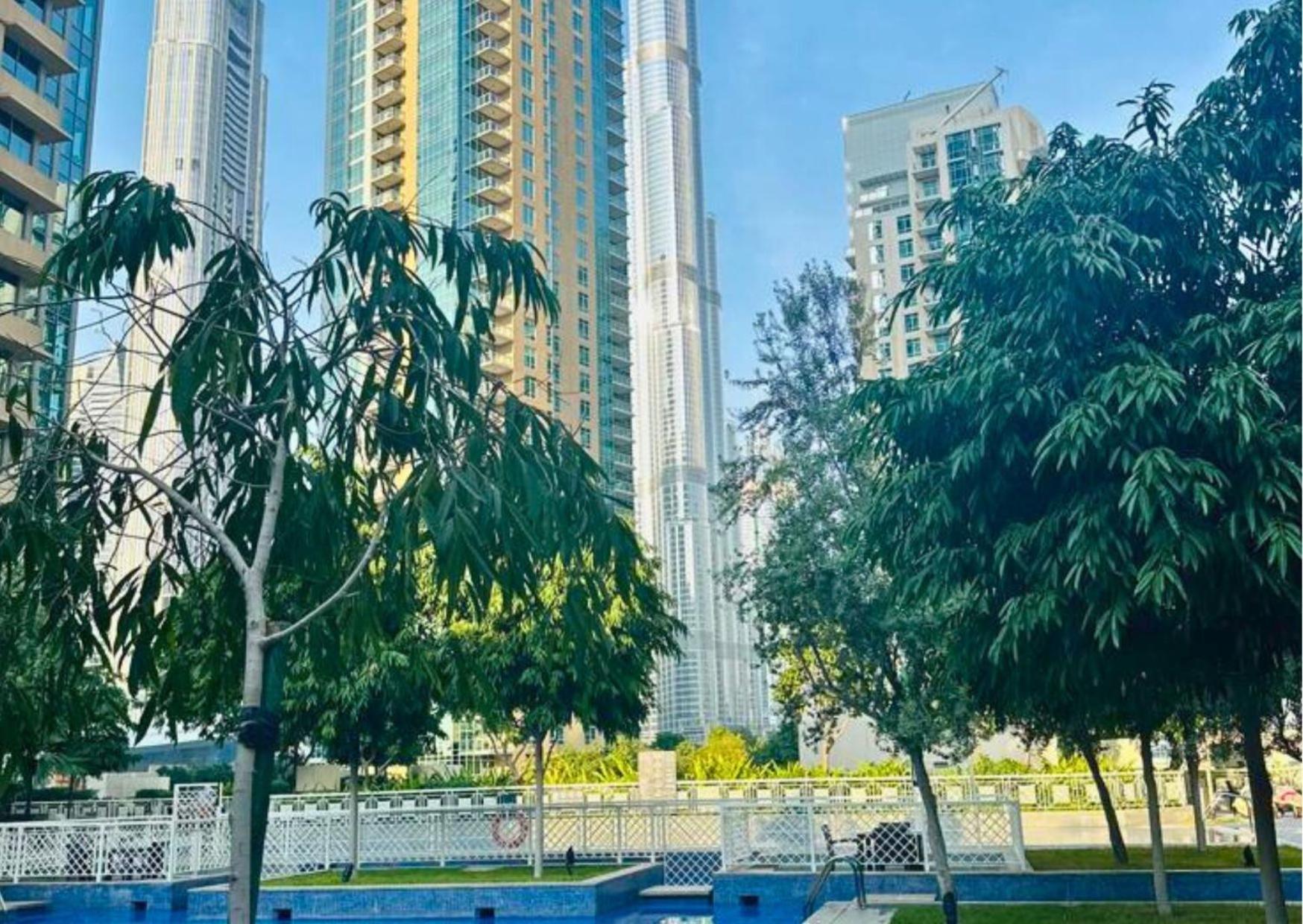 2br Partial Burj Khalifa & Pool View In 29 Boulevard Appartement