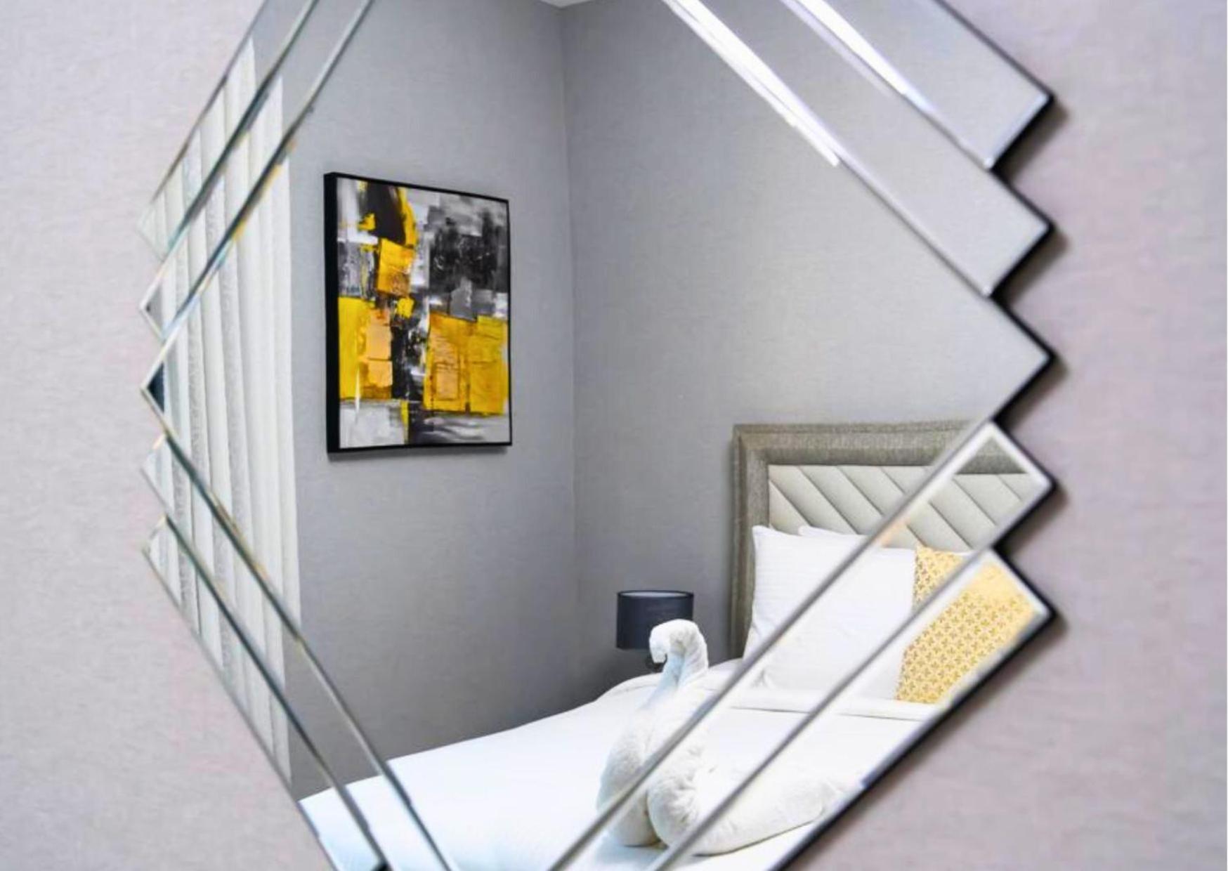 2br Partial Burj Khalifa & Pool View In 29 Boulevard * Dubaï