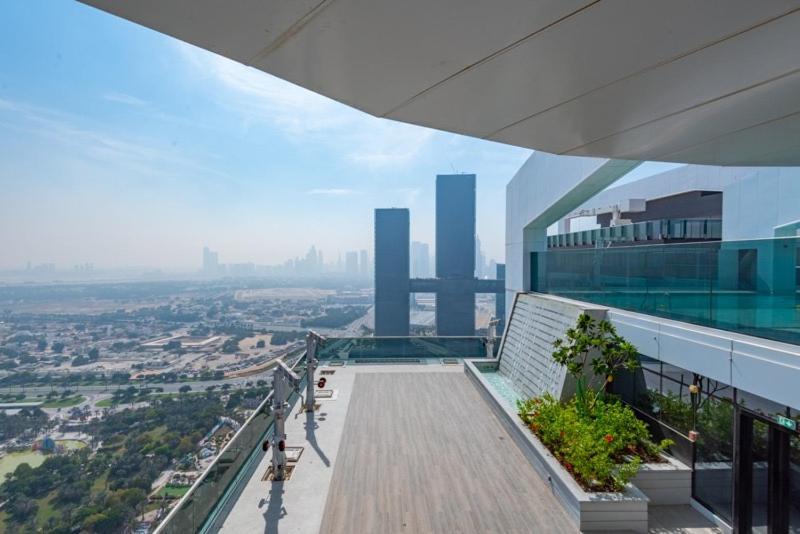 Luxe Haven - World Record Apartment Dubai