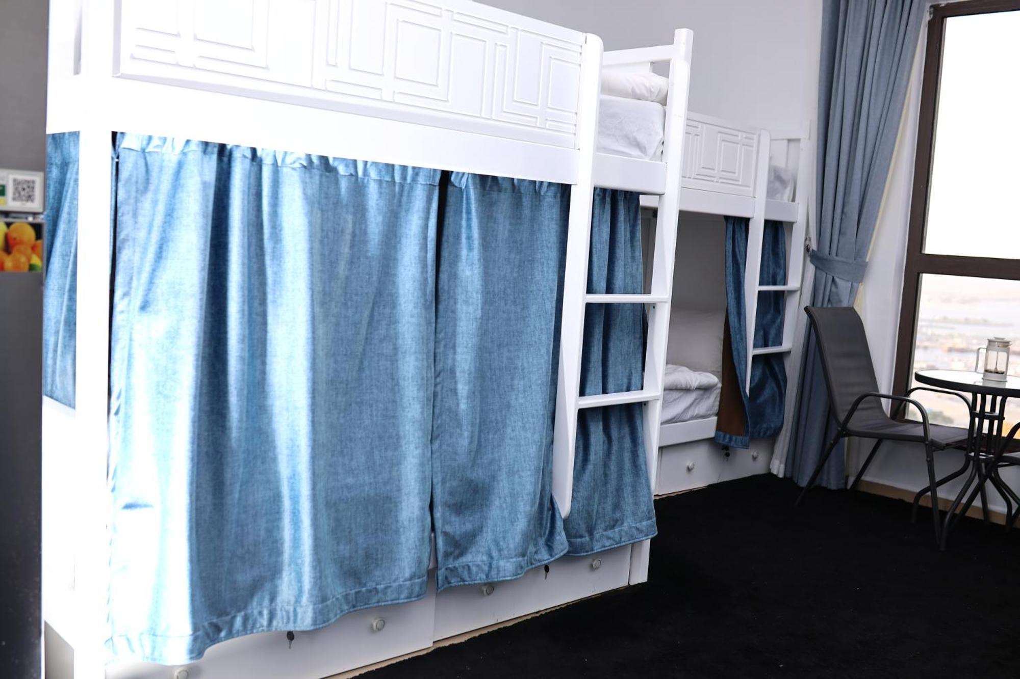 Shams Murjan Jbr Hostal