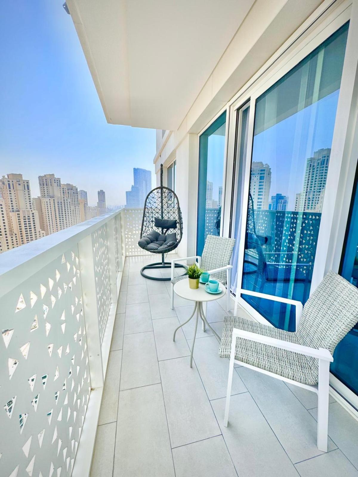 Appartement La Vie Front Jbr By Happy Season Dubaï