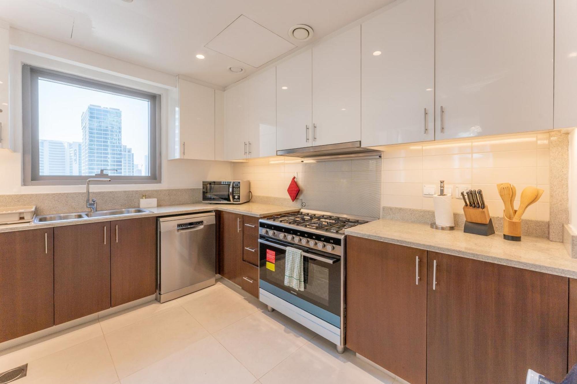 Modern Luxury 2br Burj Khalifa Partial & Blvd View * Dubaï