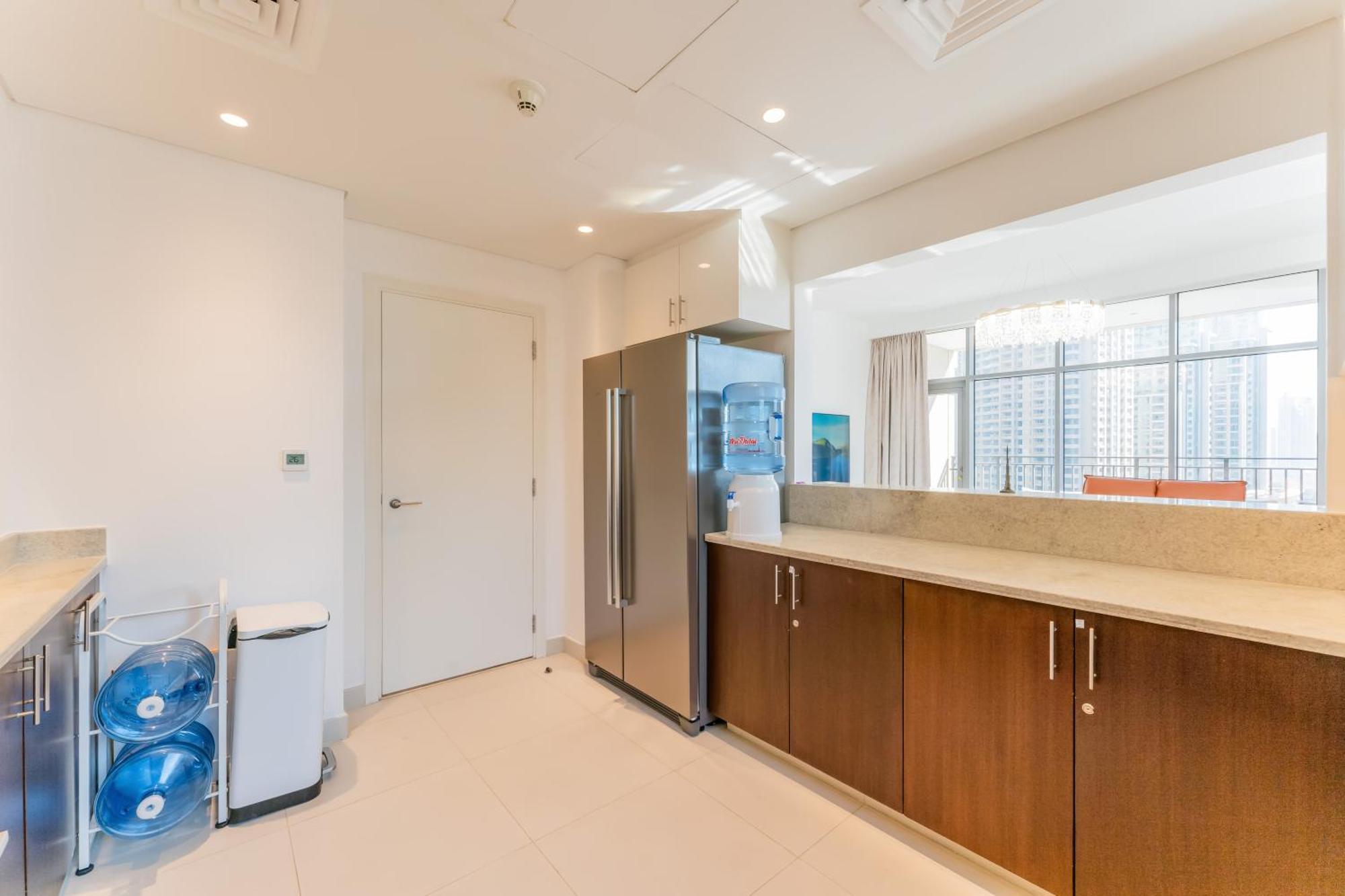 Modern Luxury 2br Burj Khalifa Partial & Blvd View Appartement Dubaï