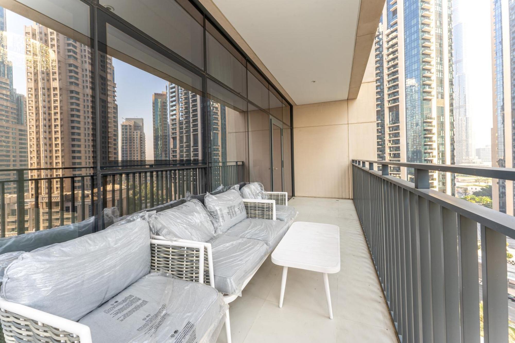 Modern Luxury 2br Burj Khalifa Partial & Blvd View Appartement
