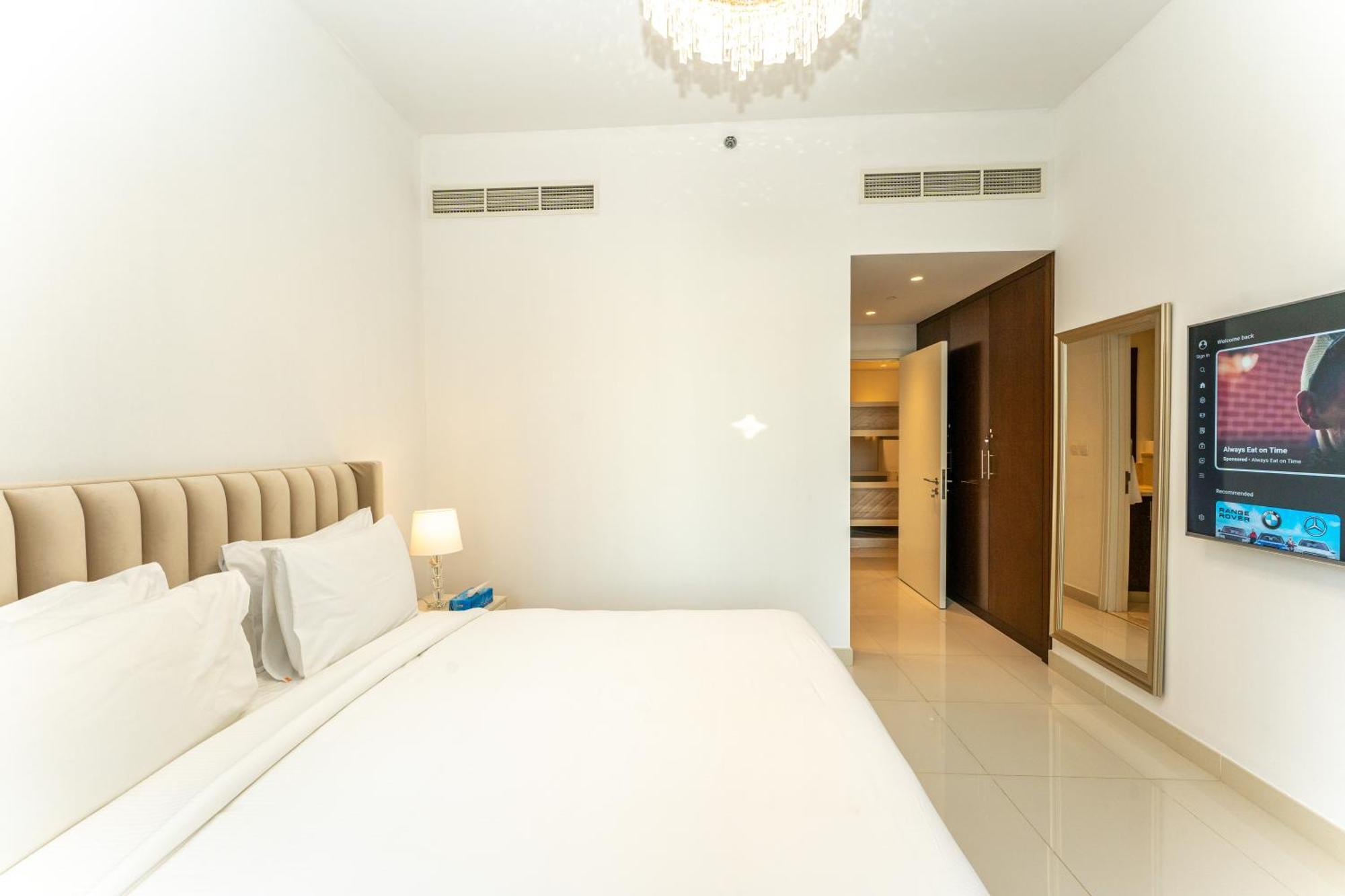 Modern Luxury 2br Burj Khalifa Partial & Blvd View Appartement Dubaï