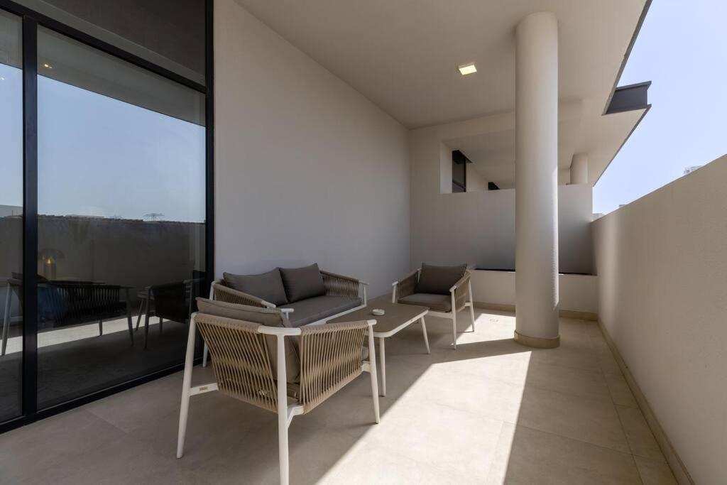 Waves - Tranquil Living 2br In Jvc With Views Apartment *