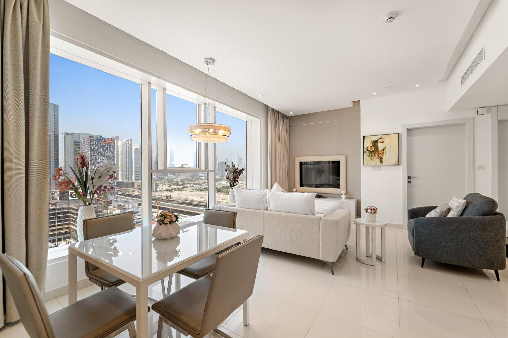 Appartement 1br With A Sofa Bed, Pool, Gym & Burj Khalifa View *