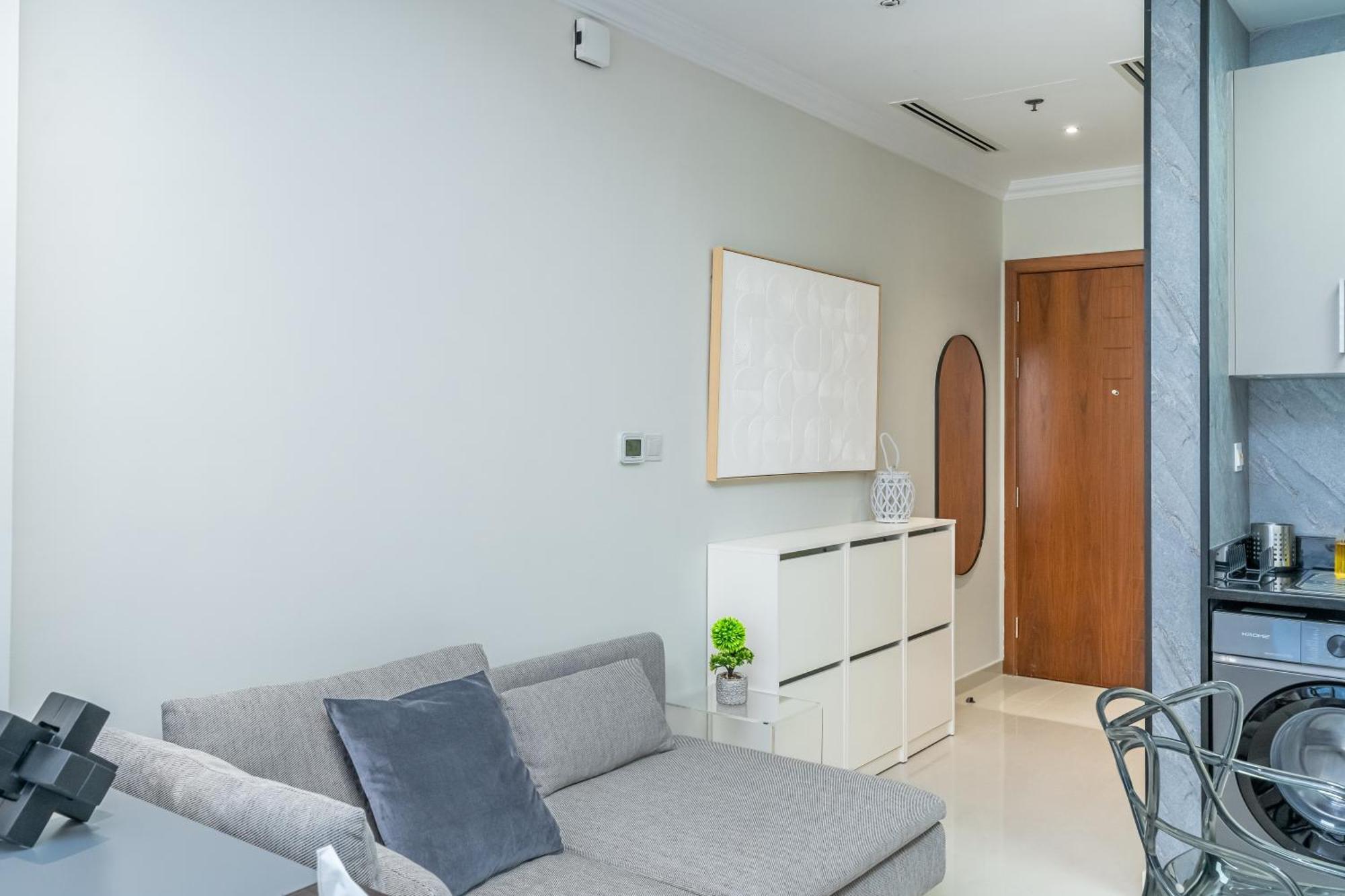Escape 24 - Luxury Dunya Tower Downtown Near Mall Dubaï