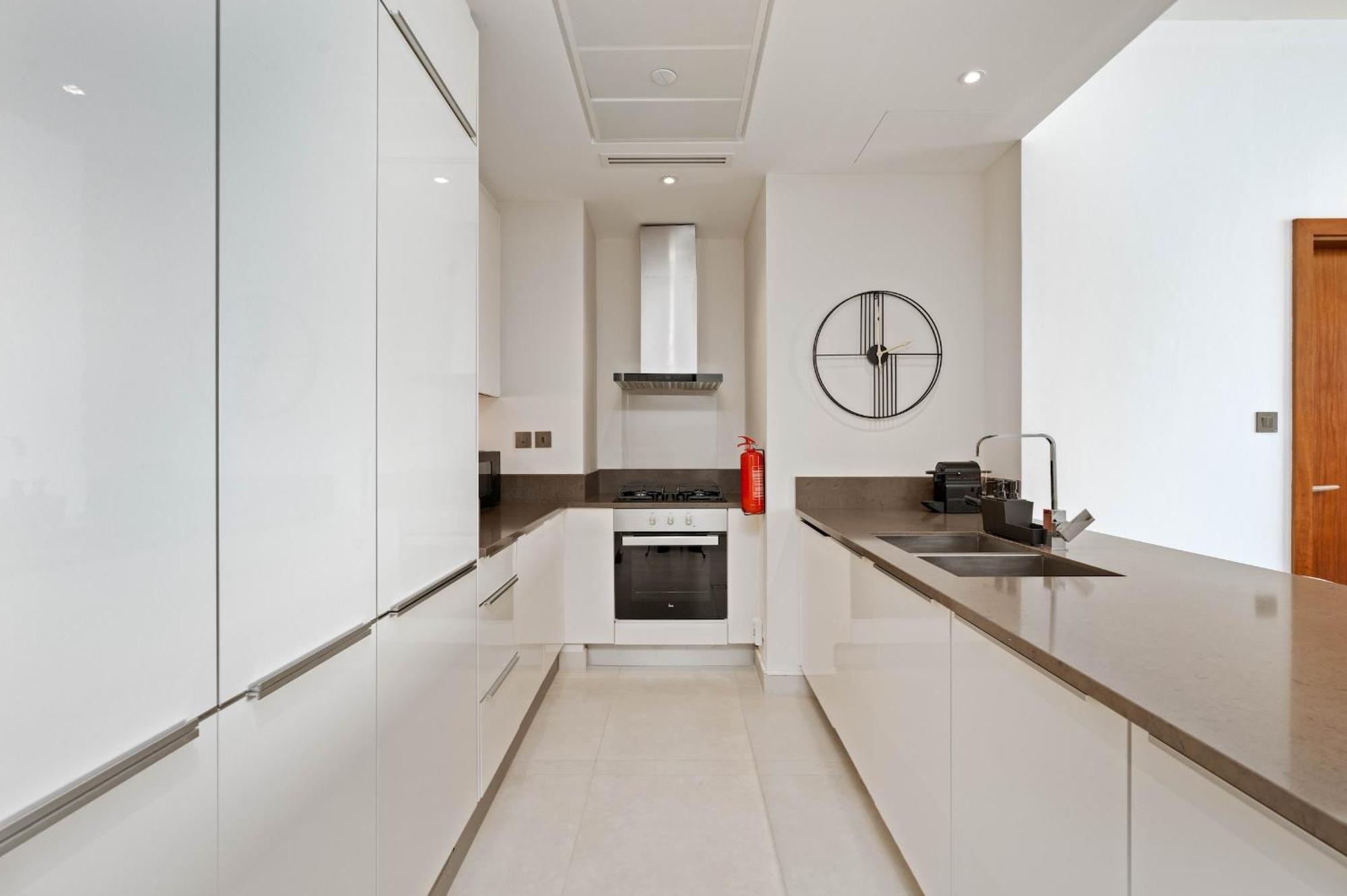 Waterfront 1br In Marina - Cityapartmentstay *