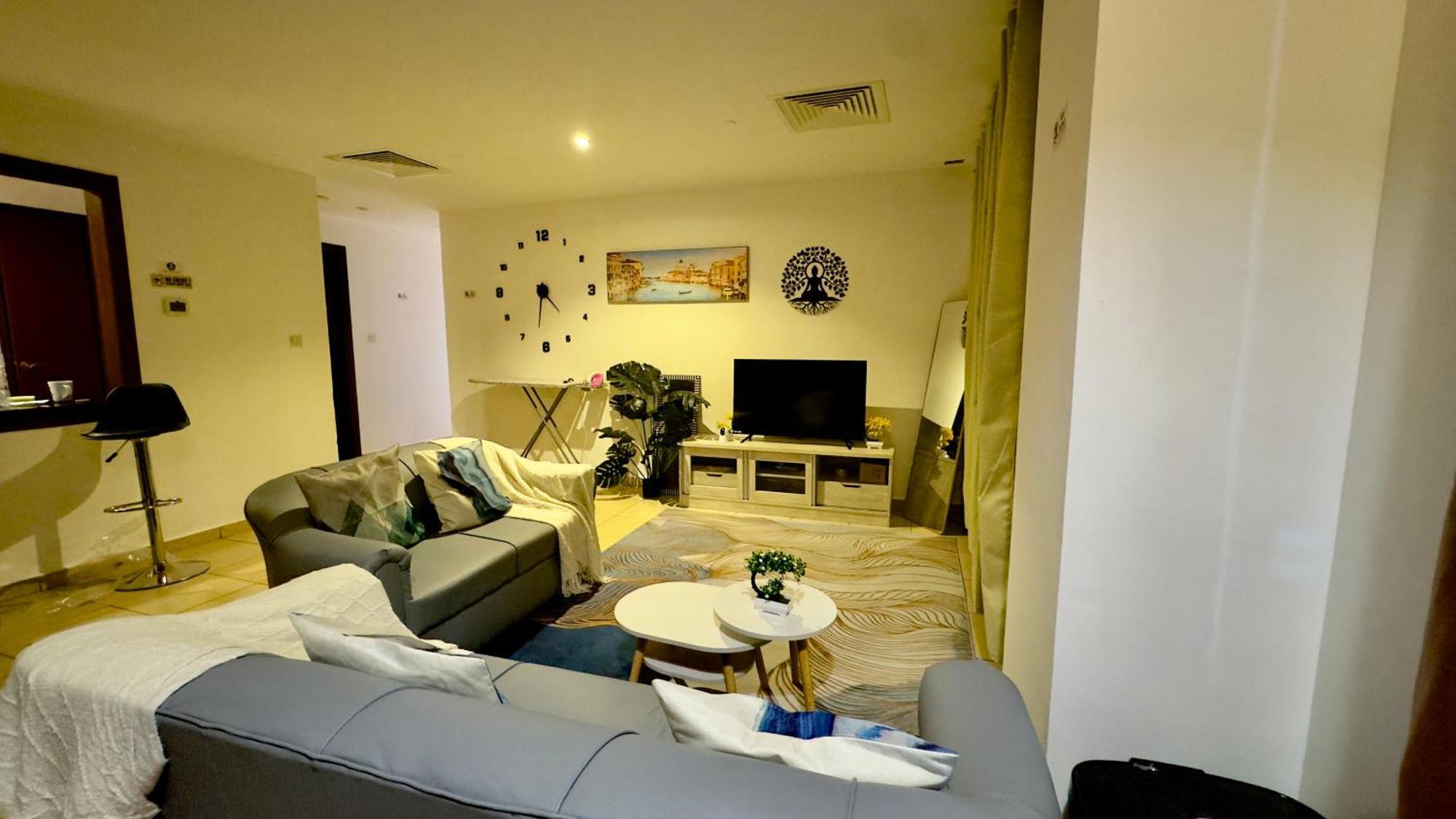 Hostal Harmony - Jbr
