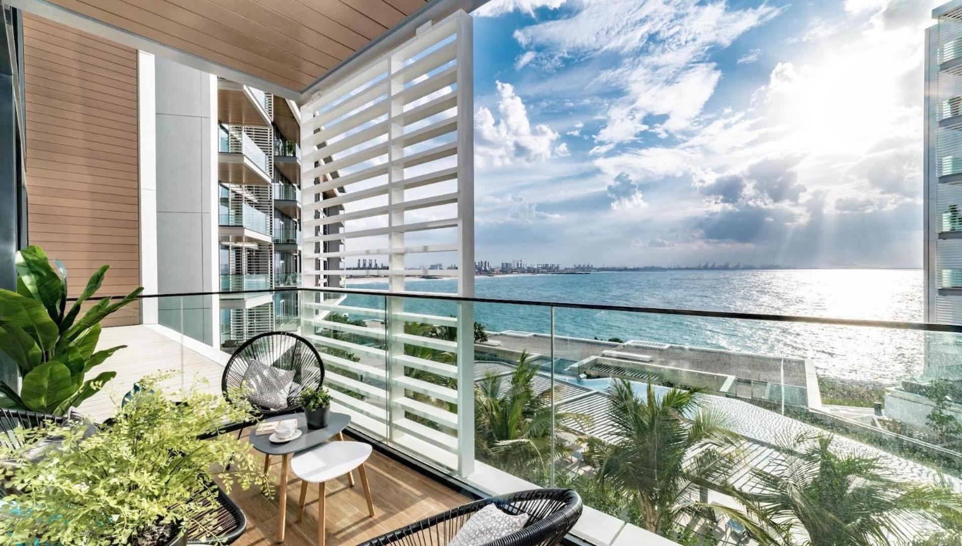 Bluewaters Residences 5 - Premium Unit With Full Sea View Appartement