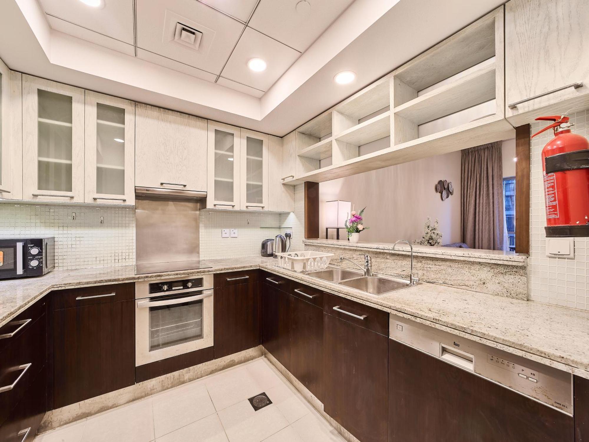 Golden Homes Boulverd 1bhk Blue Heaven Near Mall & Burj Khalifa Downtown Apartment *