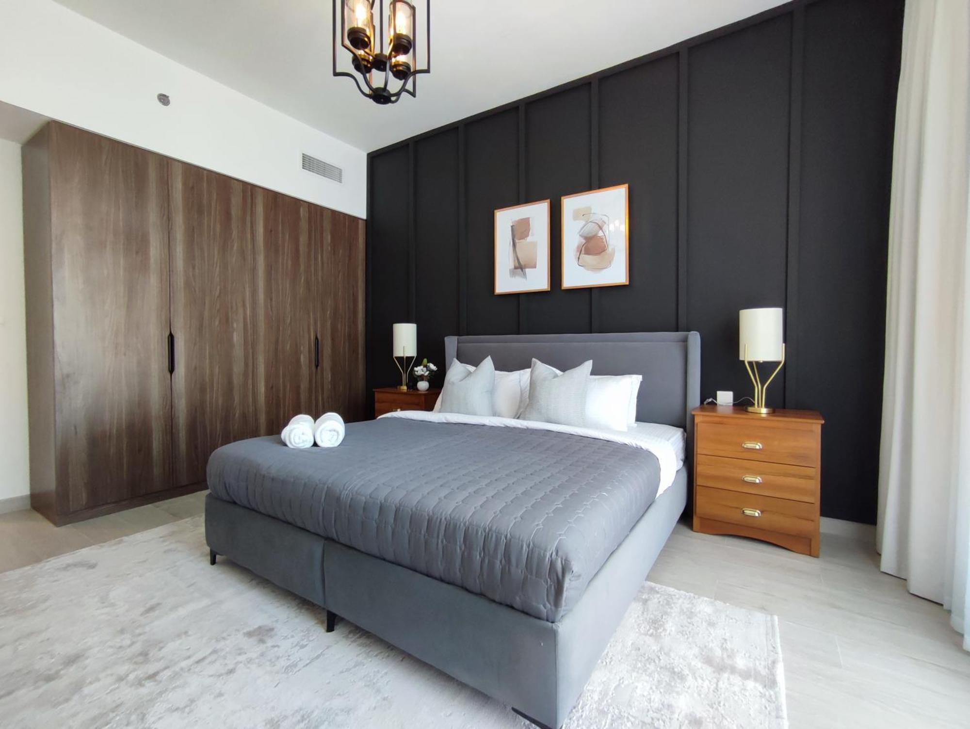 White Sage - Bright And Spacious 1br In Mjl Appartement *
