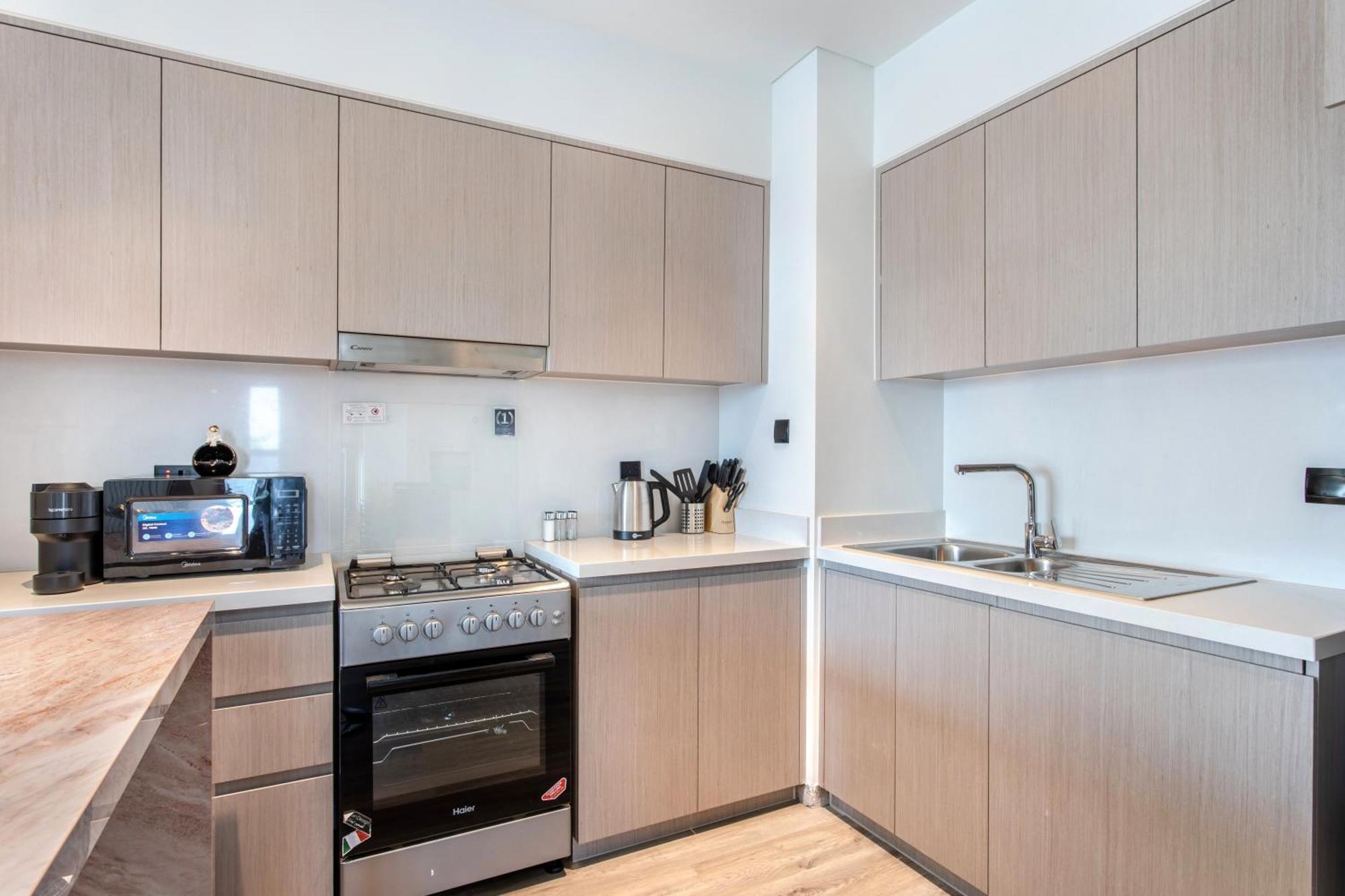 Classy 2 Bedrooms Near Burj Khalifa