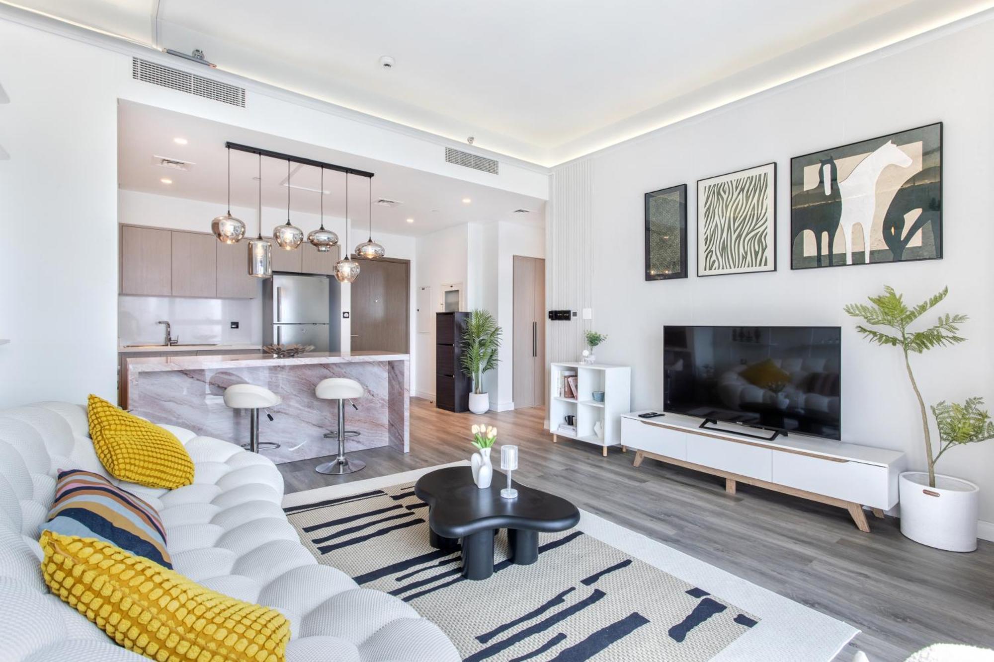 Classy 2 Bedrooms Near Burj Khalifa *