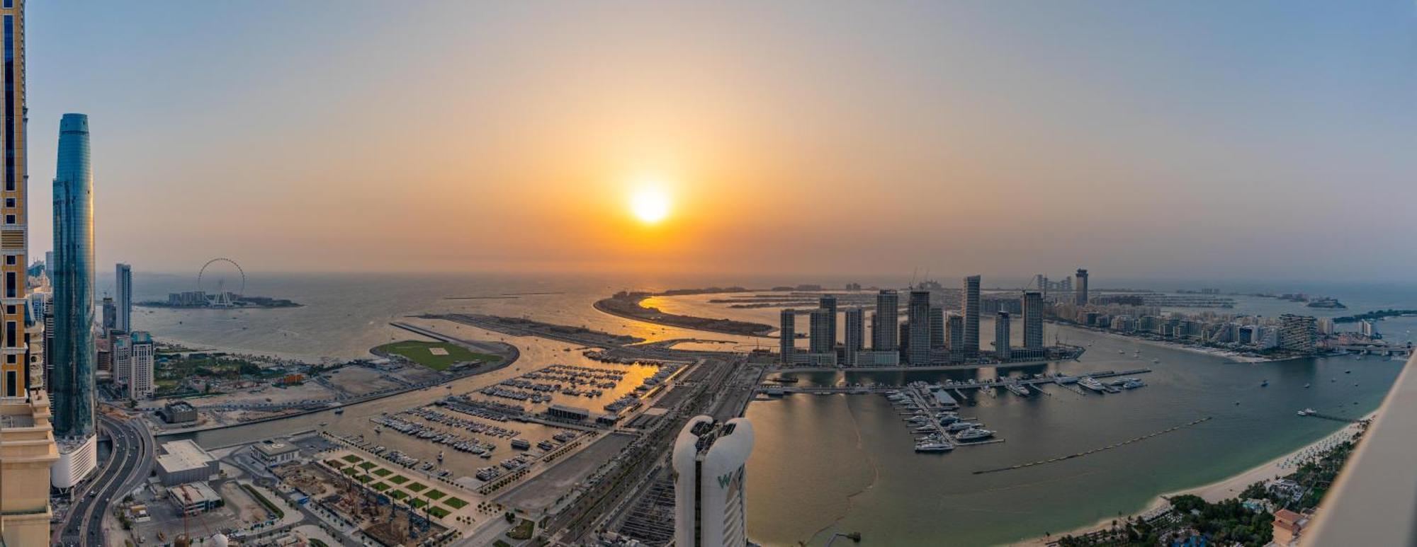 Appartement The Luxe Marina Experience - Stylish 2br With Sweeping Balcony Views For Total Relaxation Dubaï