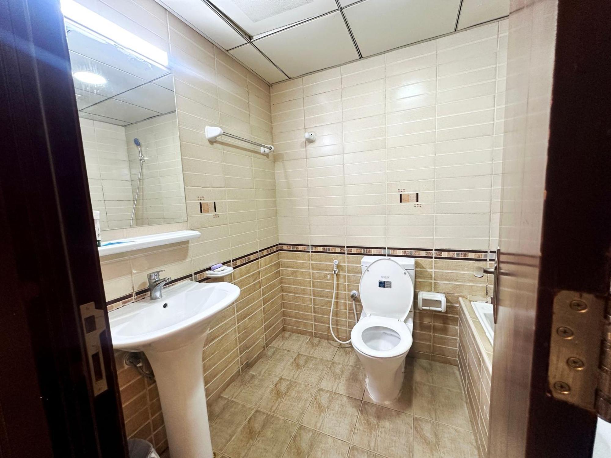 Accommodatie bij particulieren Pathfinder Partition In Barsha Heights Tecom Dubai