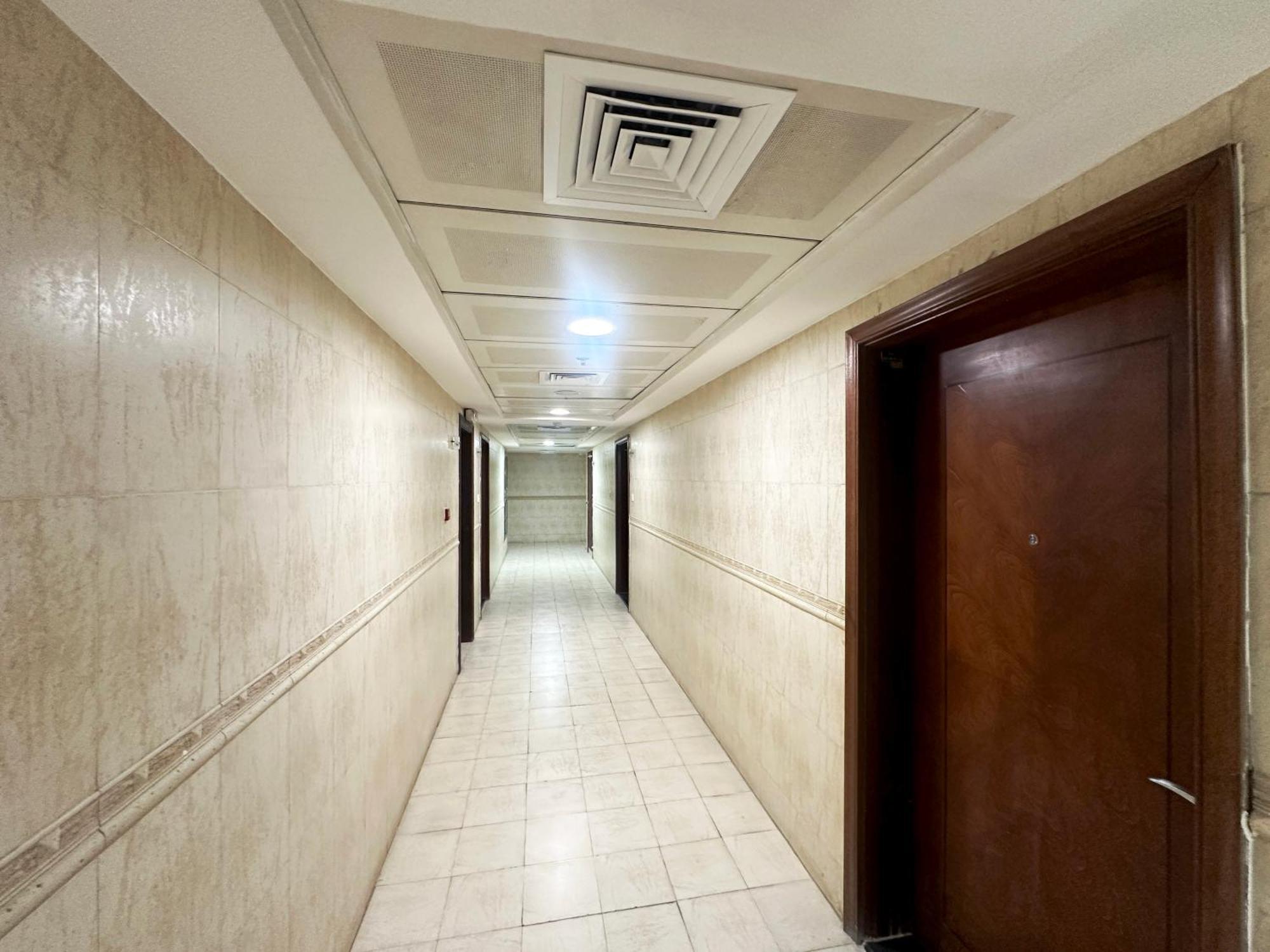 Accommodatie bij particulieren Pathfinder Partition In Barsha Heights Tecom Dubai