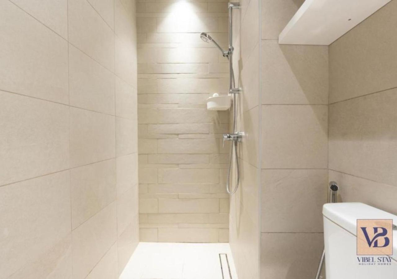 Modern At Azizi 46 In Meydan By Vibel Dubai