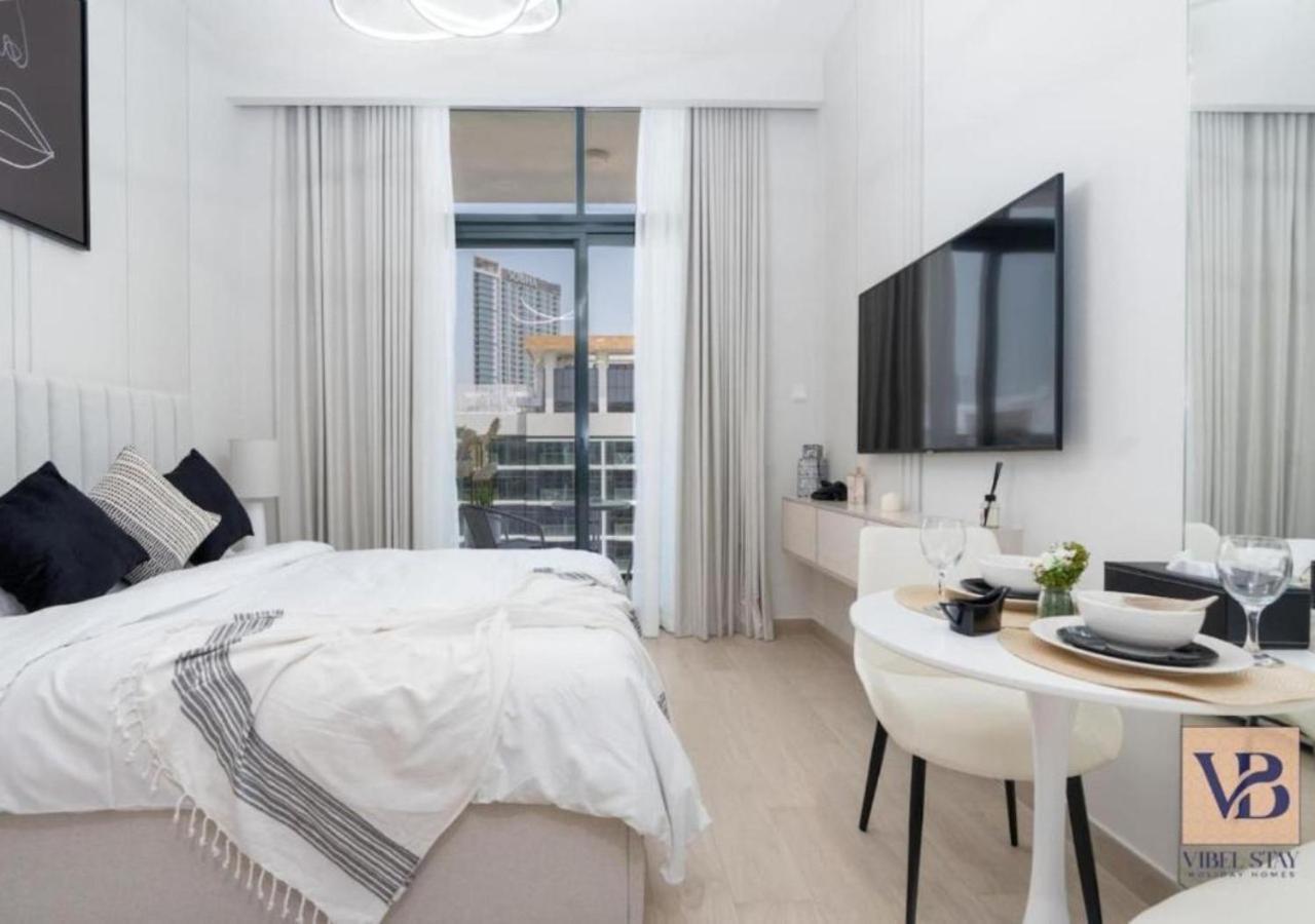 Modern At Azizi 46 In Meydan By Vibel Dubai