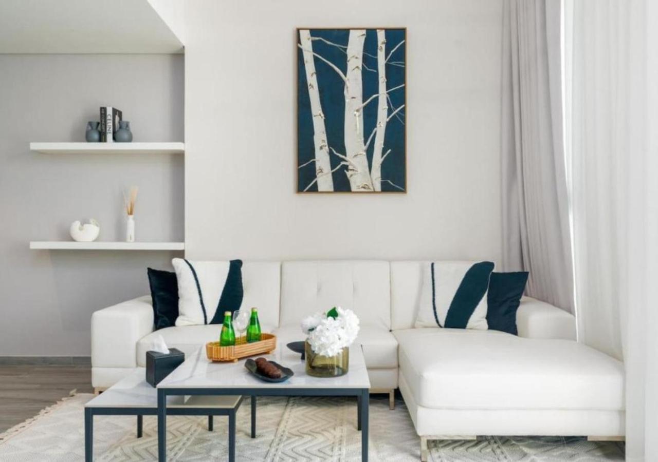 Apartamento Elegant 2br High Views & Midtown Living By Vibel