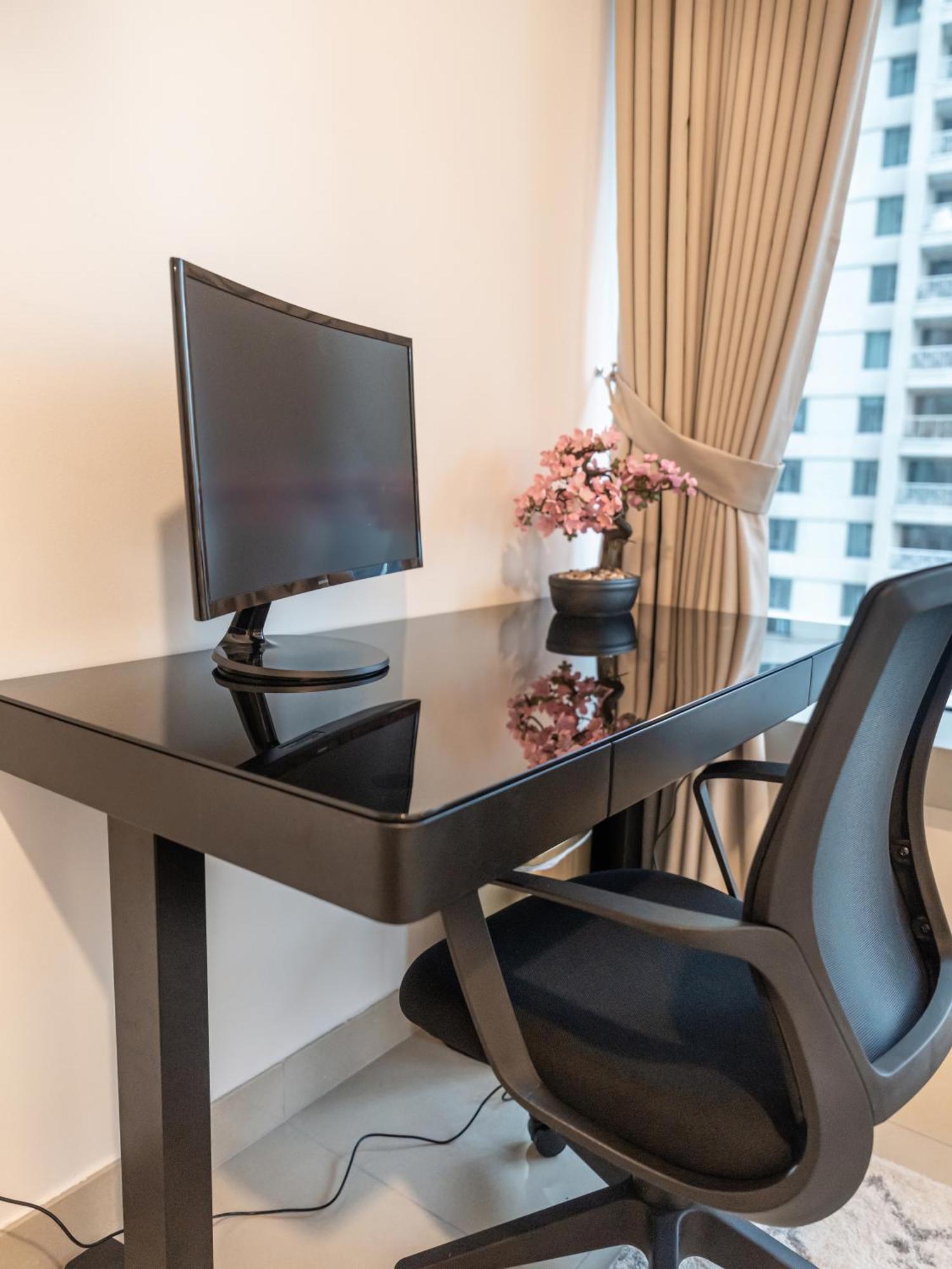 New Burj Khalifa & Fountain Views & Work Station Appartement *