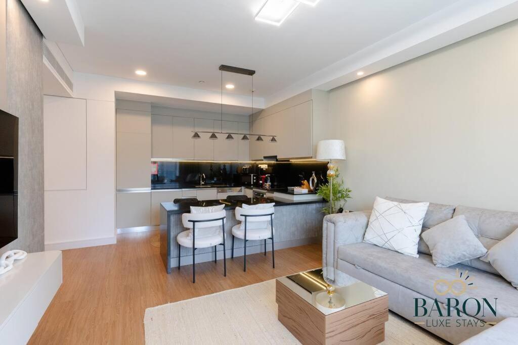 Fabulous 1br Jw Marriot Marina *
