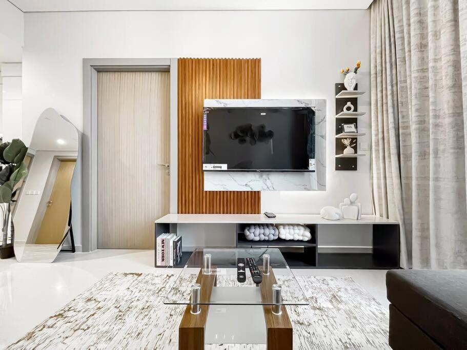 Damac Aykon 2 Bedroom Business Bay - Ezytrac Dubai