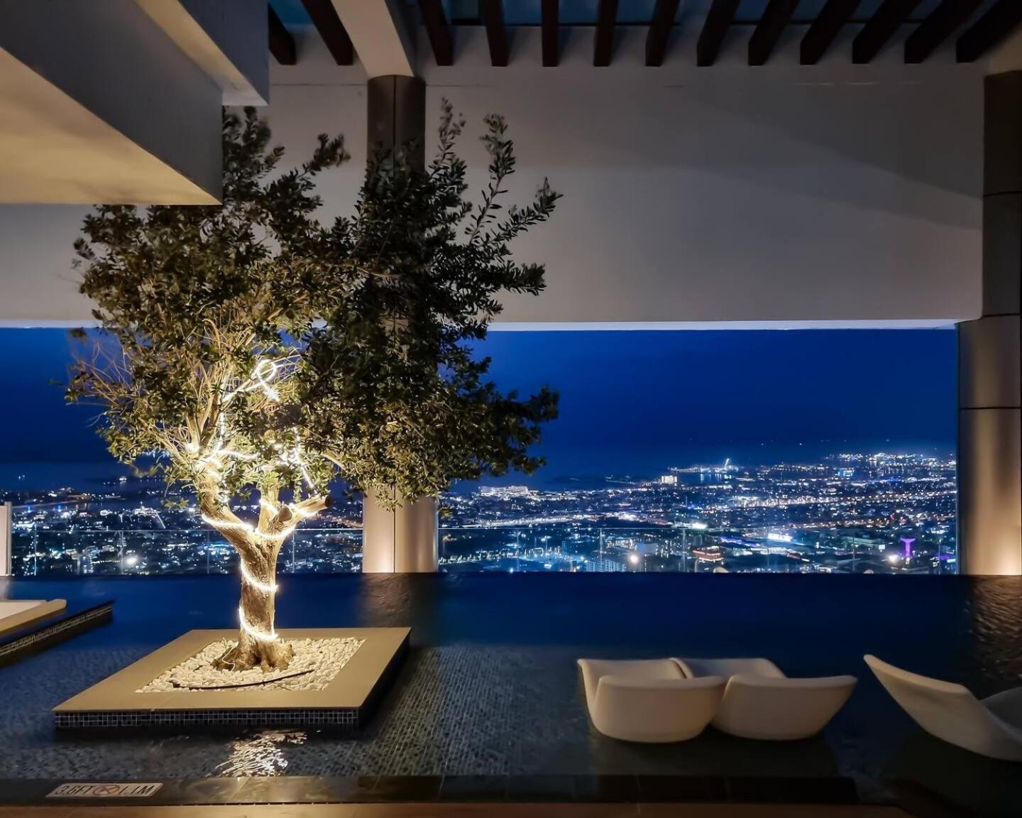 Paramount Midtown 2 Bedroom With Burj Khalifa View Apartamento Dubái