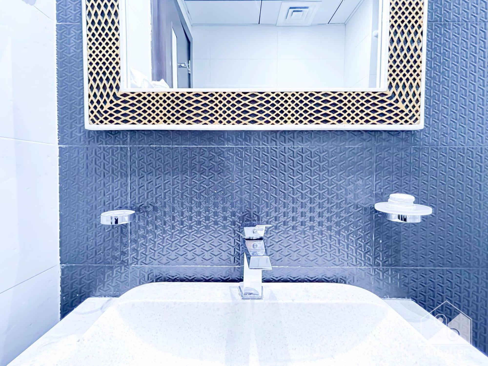 Appartement Contemporary With View In Business Bay Dubaï