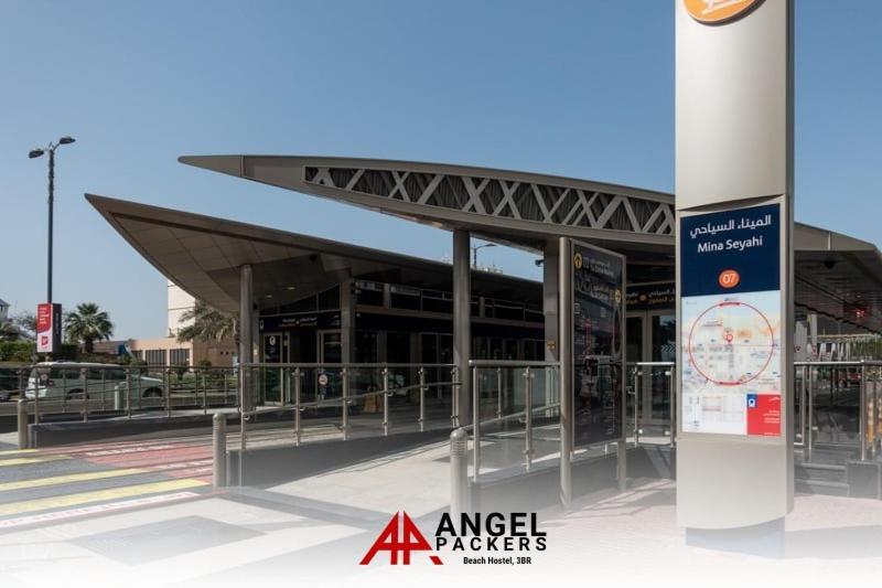 Angel Packers With Seaview In Marina Walk Hostal