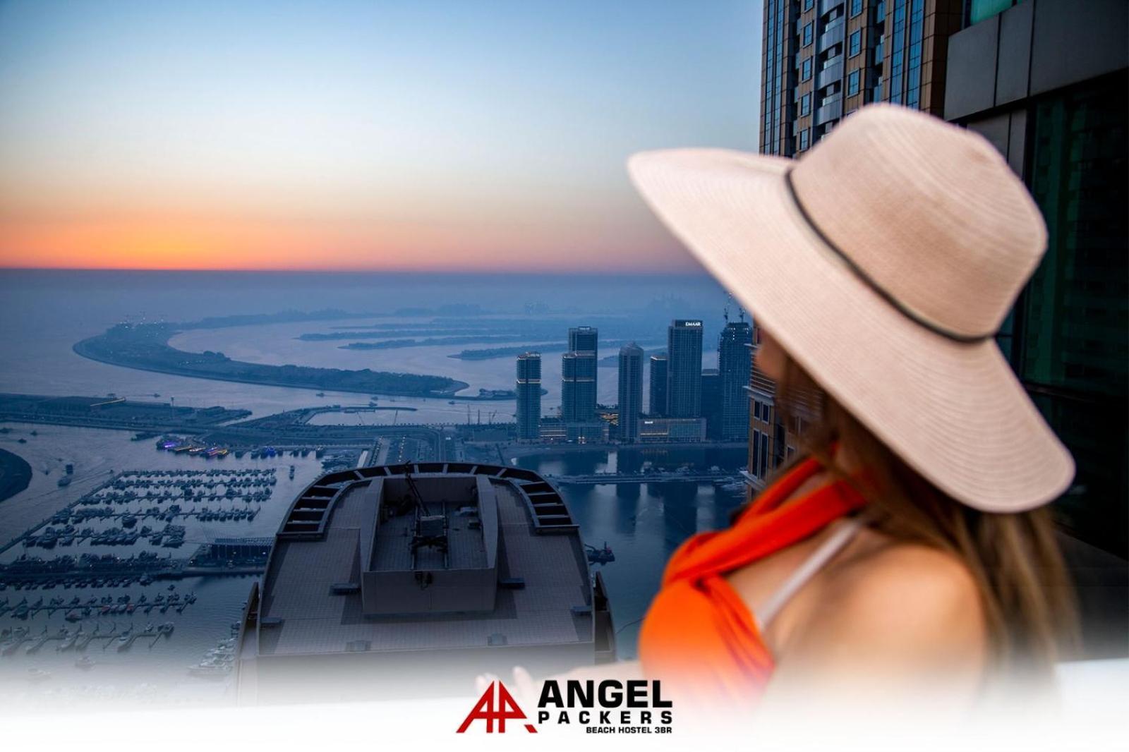 Hostal Angel Packers With Seaview In Marina Walk