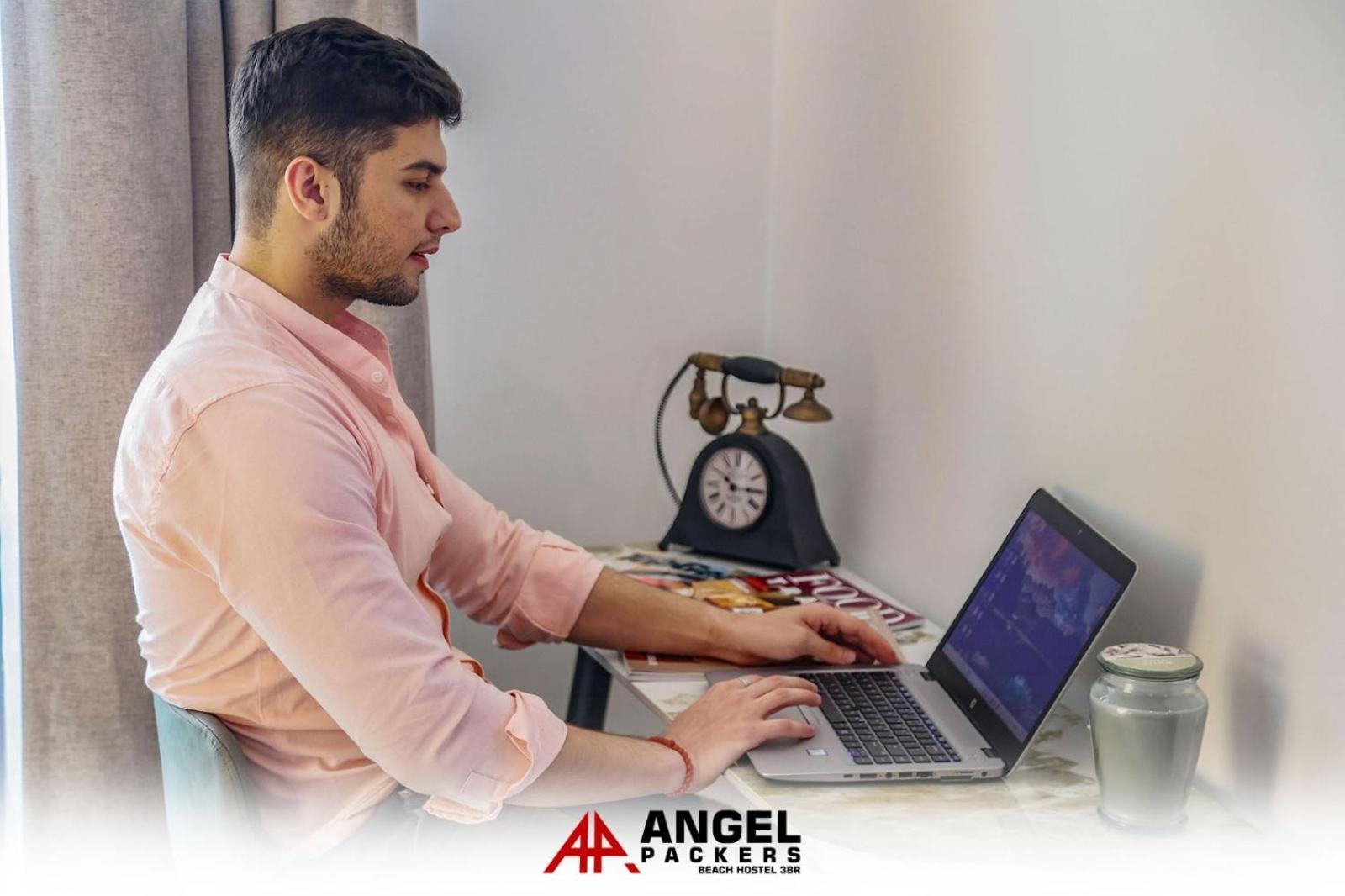 Hostal Angel Packers With Seaview In Marina Walk Dubái