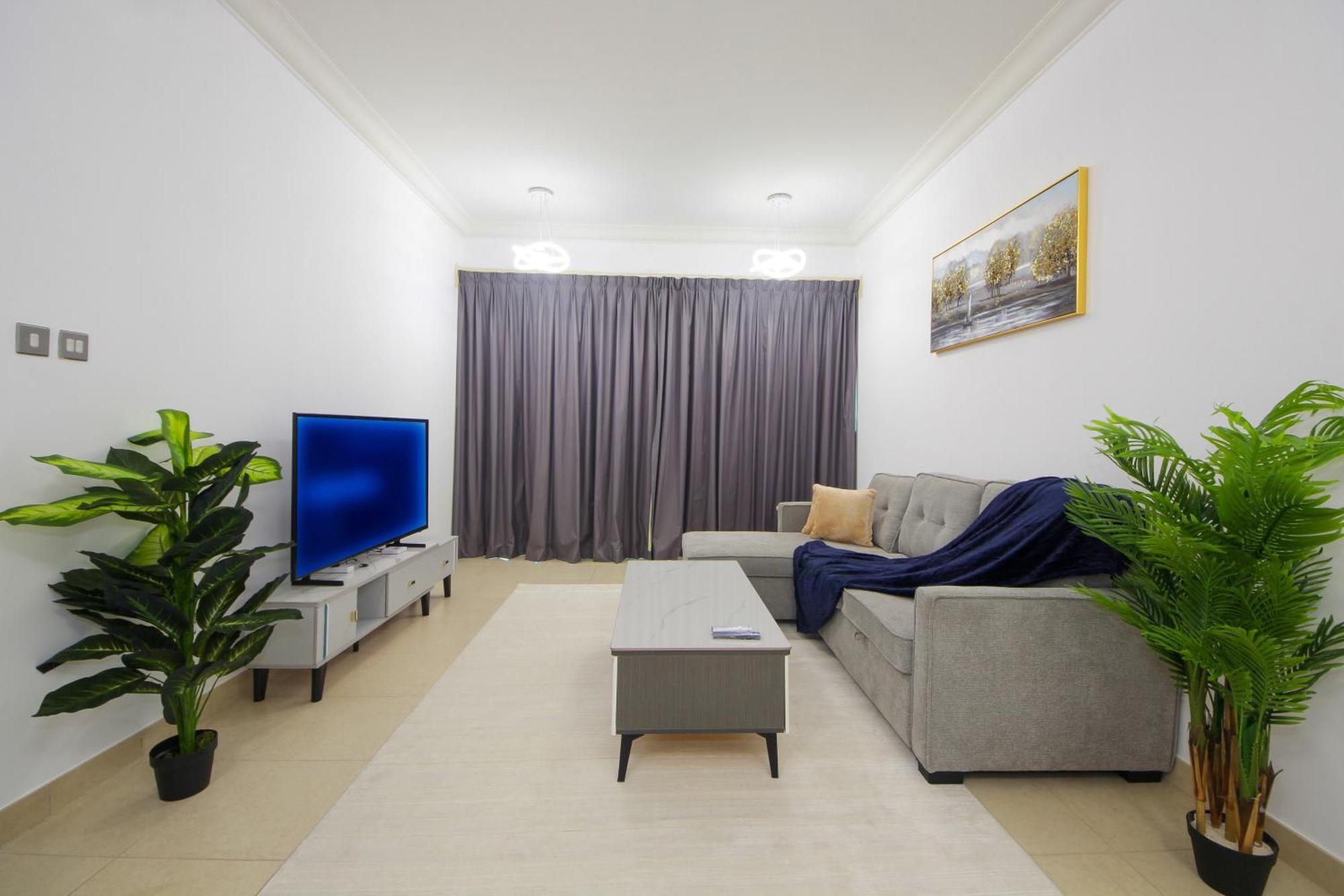 Lejlighed Spacious 1bhk In Downtown 8 Blvd *