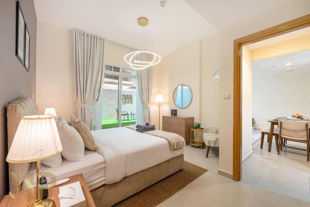 Lejlighed Marco Polo - With Garden, Spacious, Newly Furnished Dubai