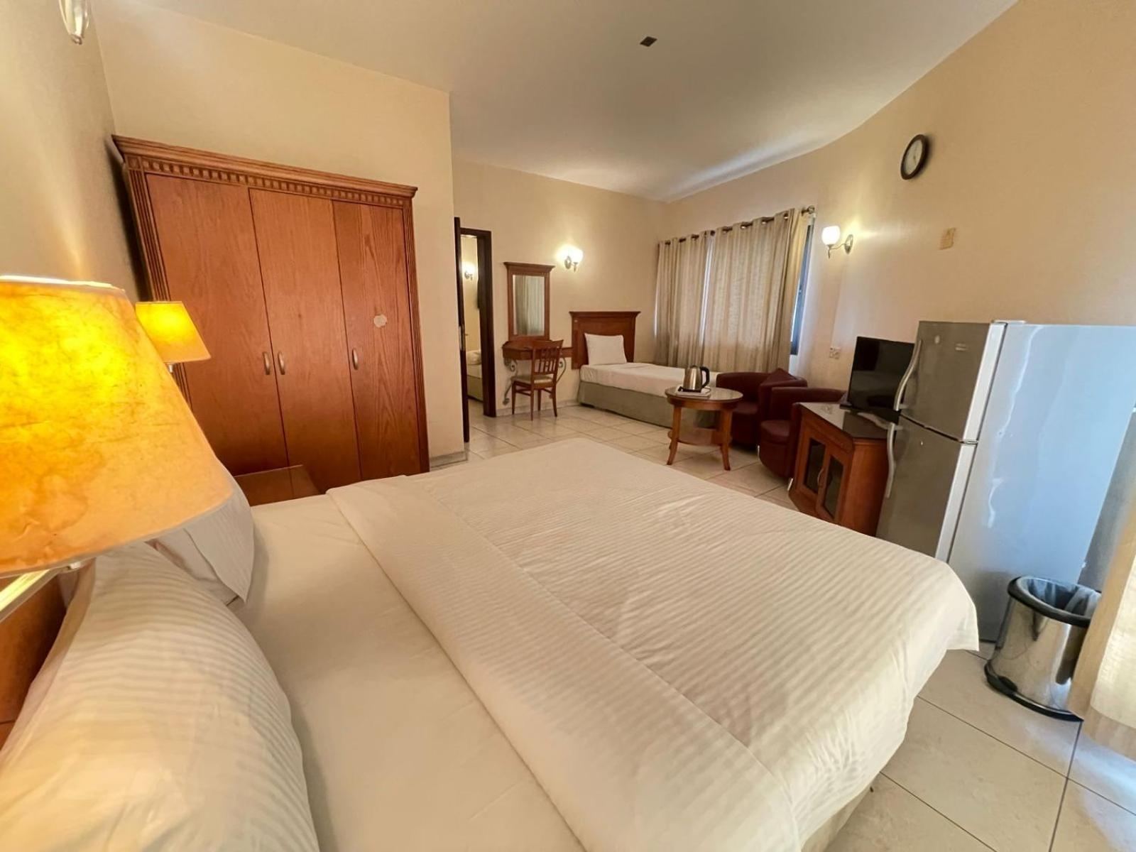Tara Hotel Dubái