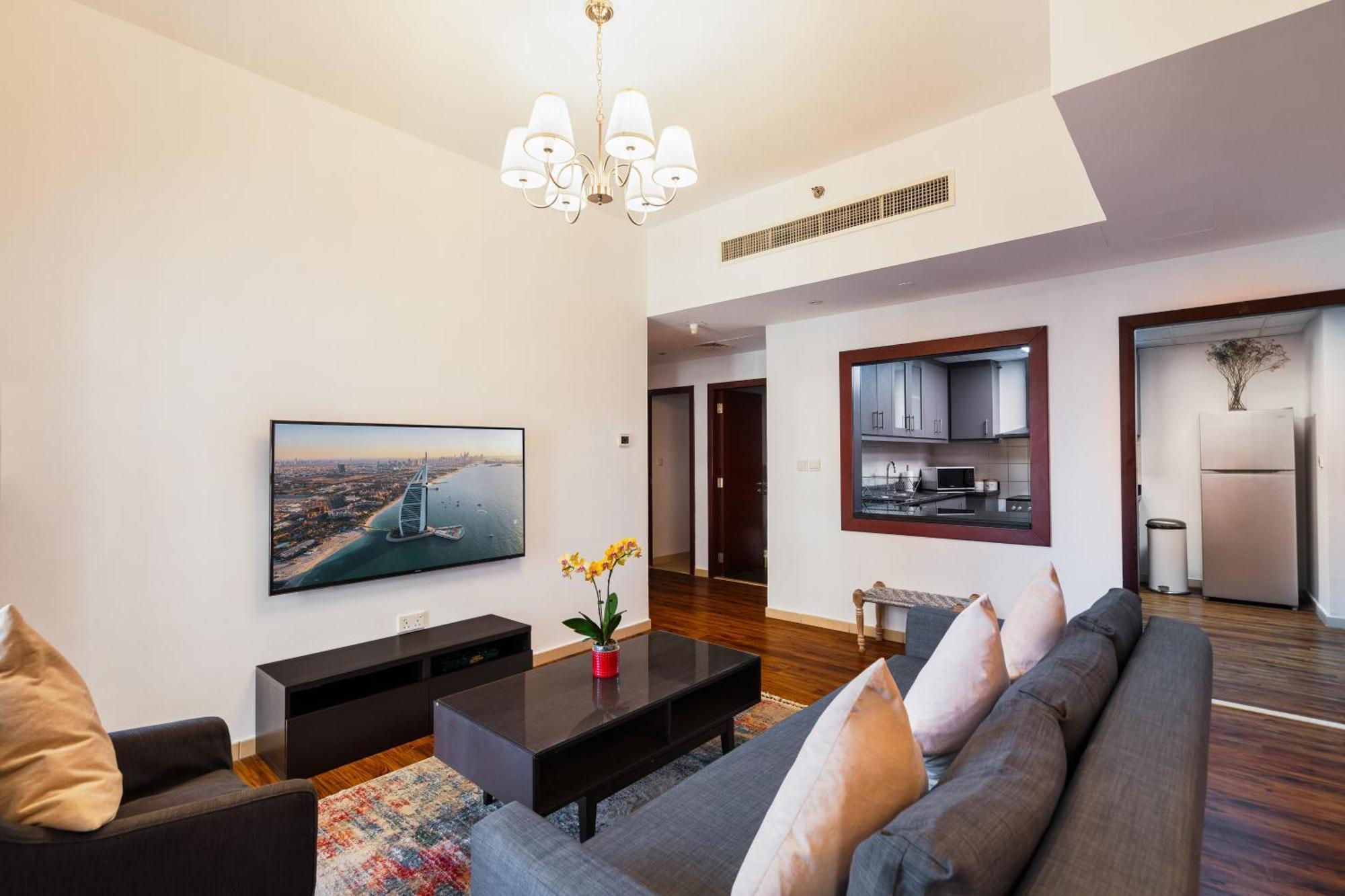 Specious 5br Maid On Jbr Prime Location! Walk To The Mall, Dining & Entertainment - By Sunkissed Homes Apartamento Dubái