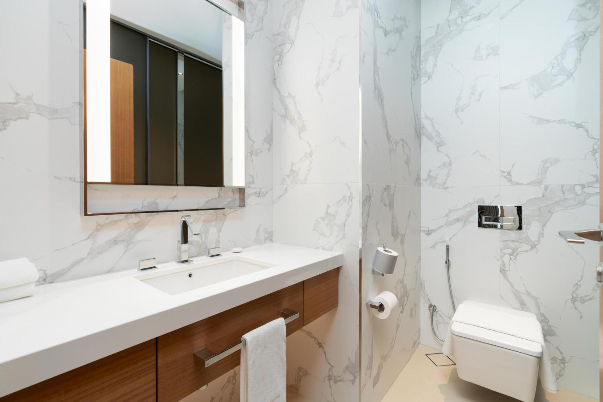 The Address Opera 2 - Across Mall Apartamento *